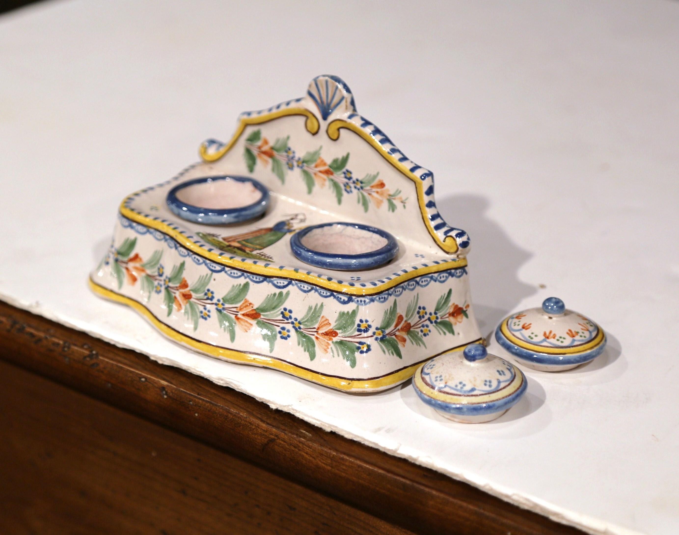 Early 20th Century French Hand-Painted Faience Inkwell Signed HR Quimper In Excellent Condition In Dallas, TX