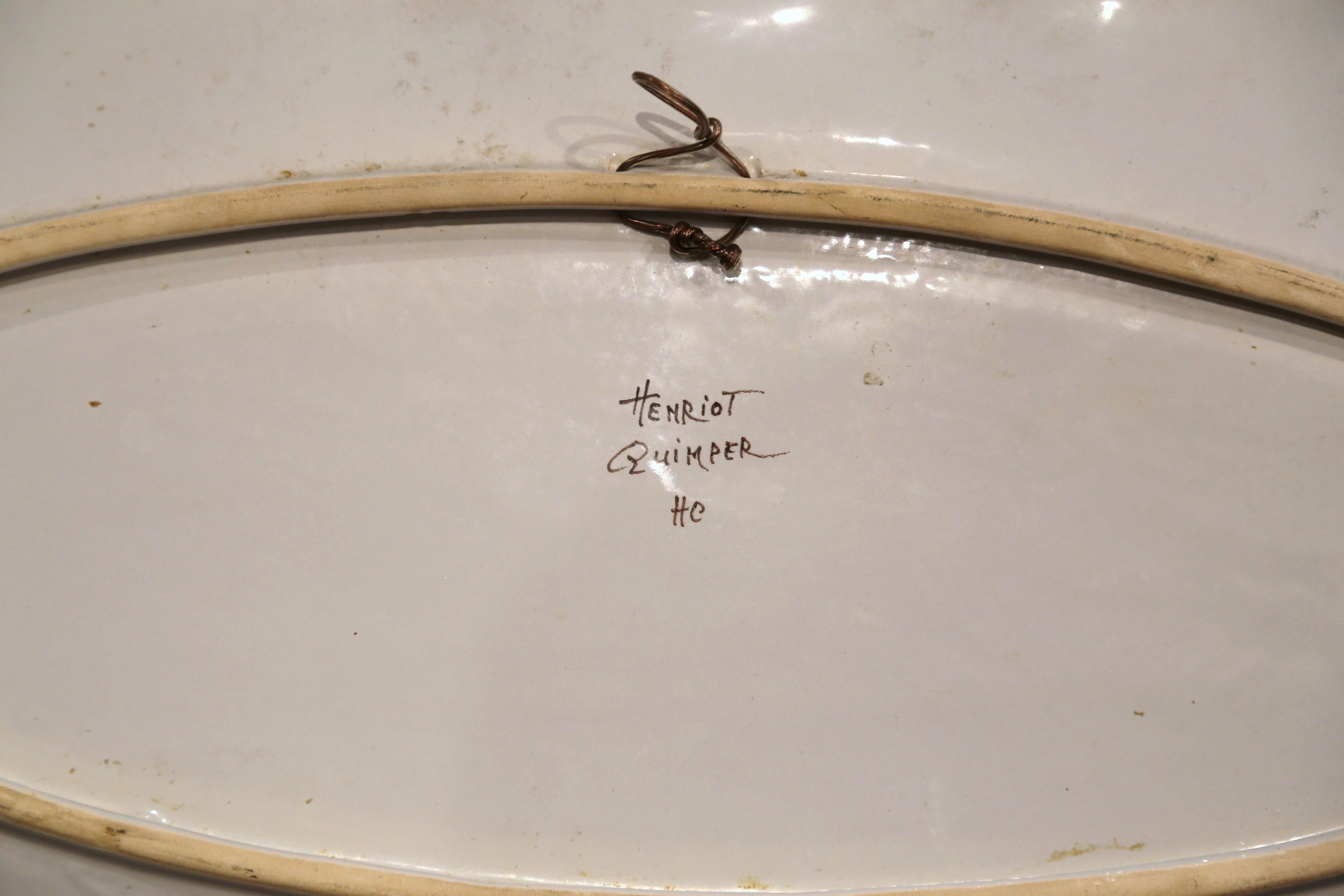 Early 20th Century French Hand Painted Faience Wall Platter from Quimper For Sale 4