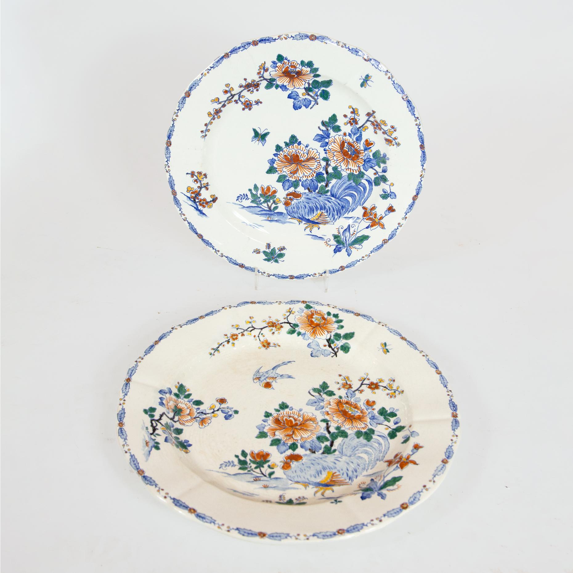 Early 20th Century French Hand Painted Gien Coq Pivoine Dinnerware 3