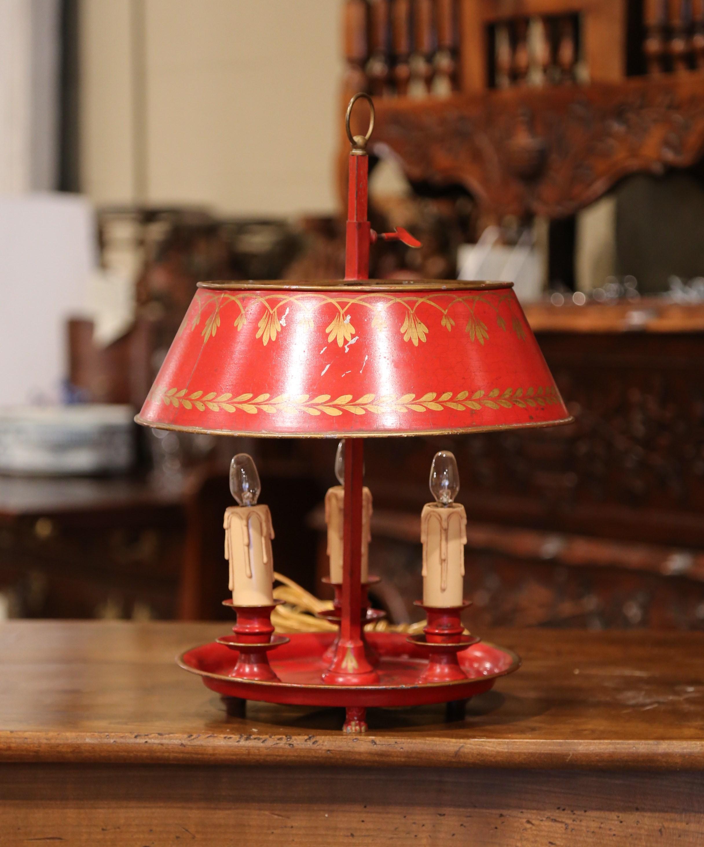 Napoleon III Early 20th Century French Hand Painted Tole Three-Light Bouillotte Table Lamp