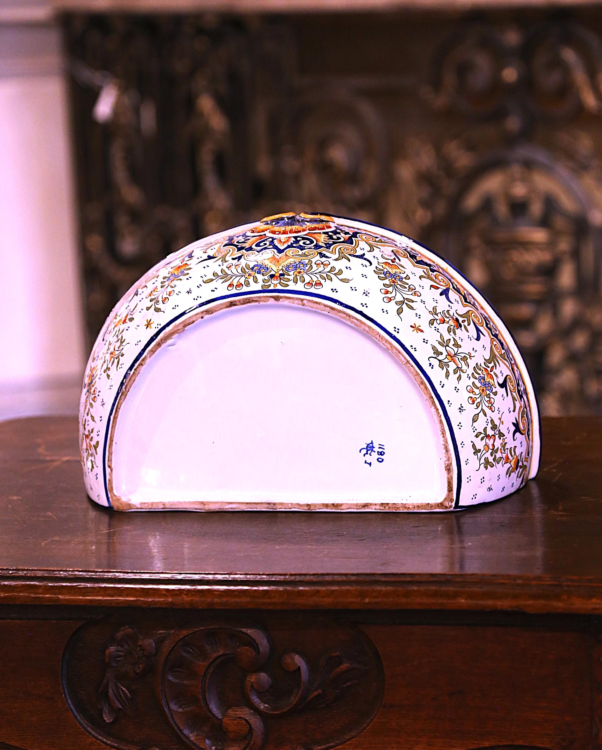 Fontaine Lavabo en faïence peinte à la main avec Stand, début du 20ème siècle en vente 8