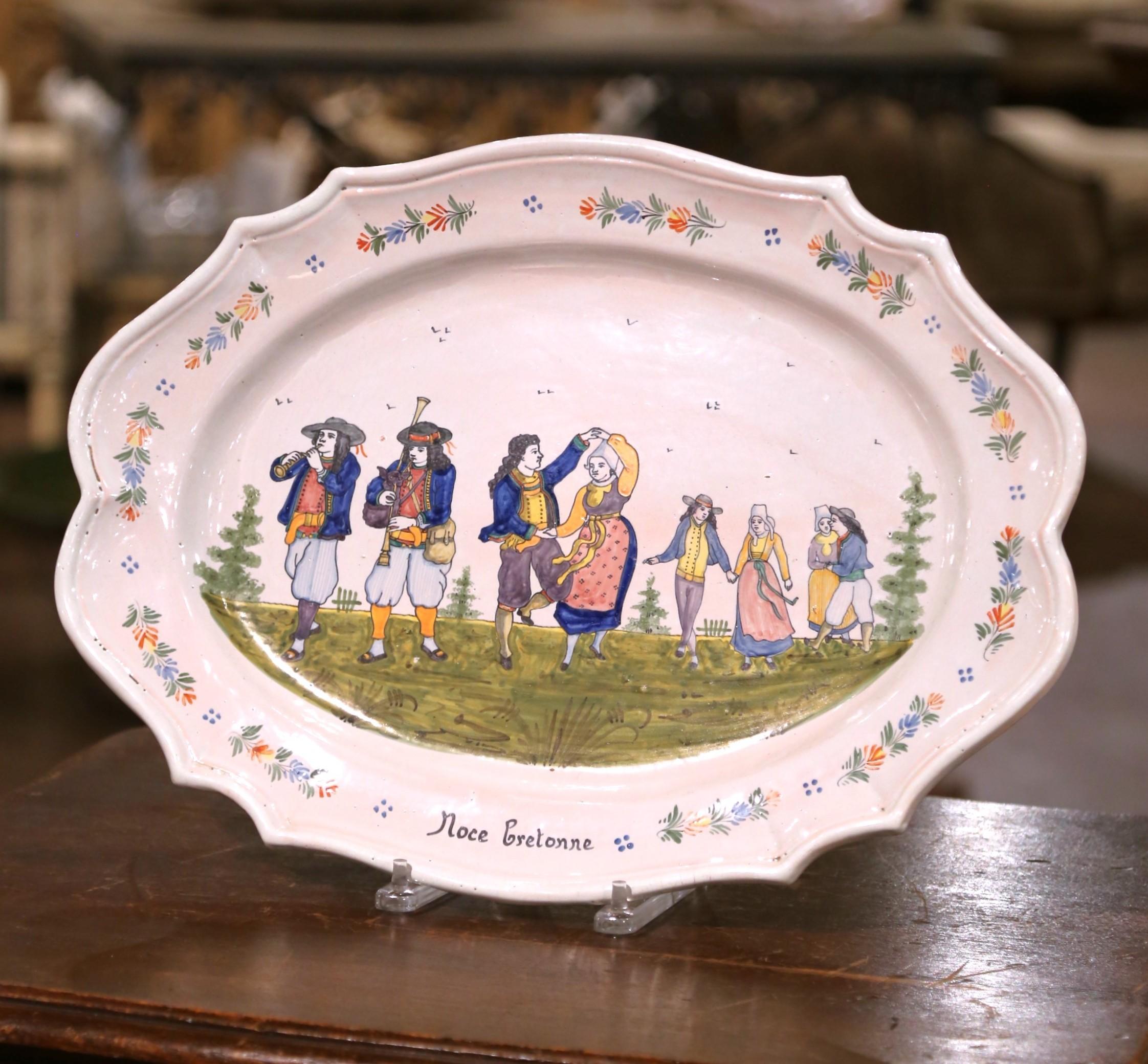 Faience Early 20th Century French HB Quimper Faïence Oval Wall Platter, 