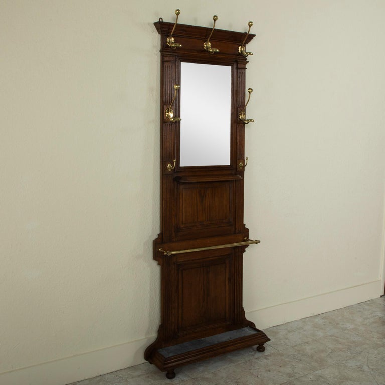 Early 20th Century French Henri II Style Oak Hall Tree or Hat and Coat Rack  at 1stDibs | pulaski hall tree with mirror, antique hat rack with mirror,  pulaski furniture corporation hall