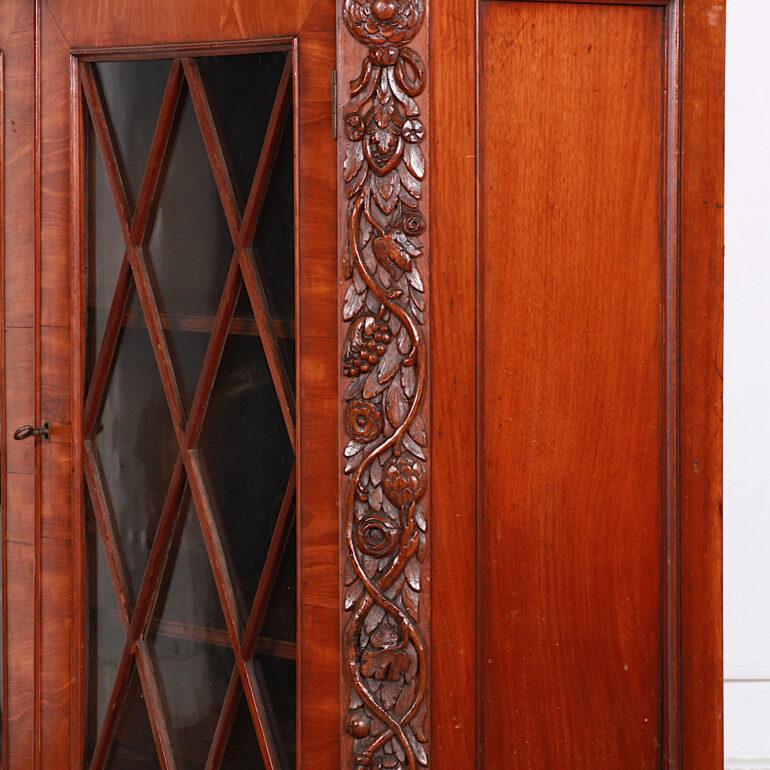 Early 20th Century French Inlaid Side Cabinet 1