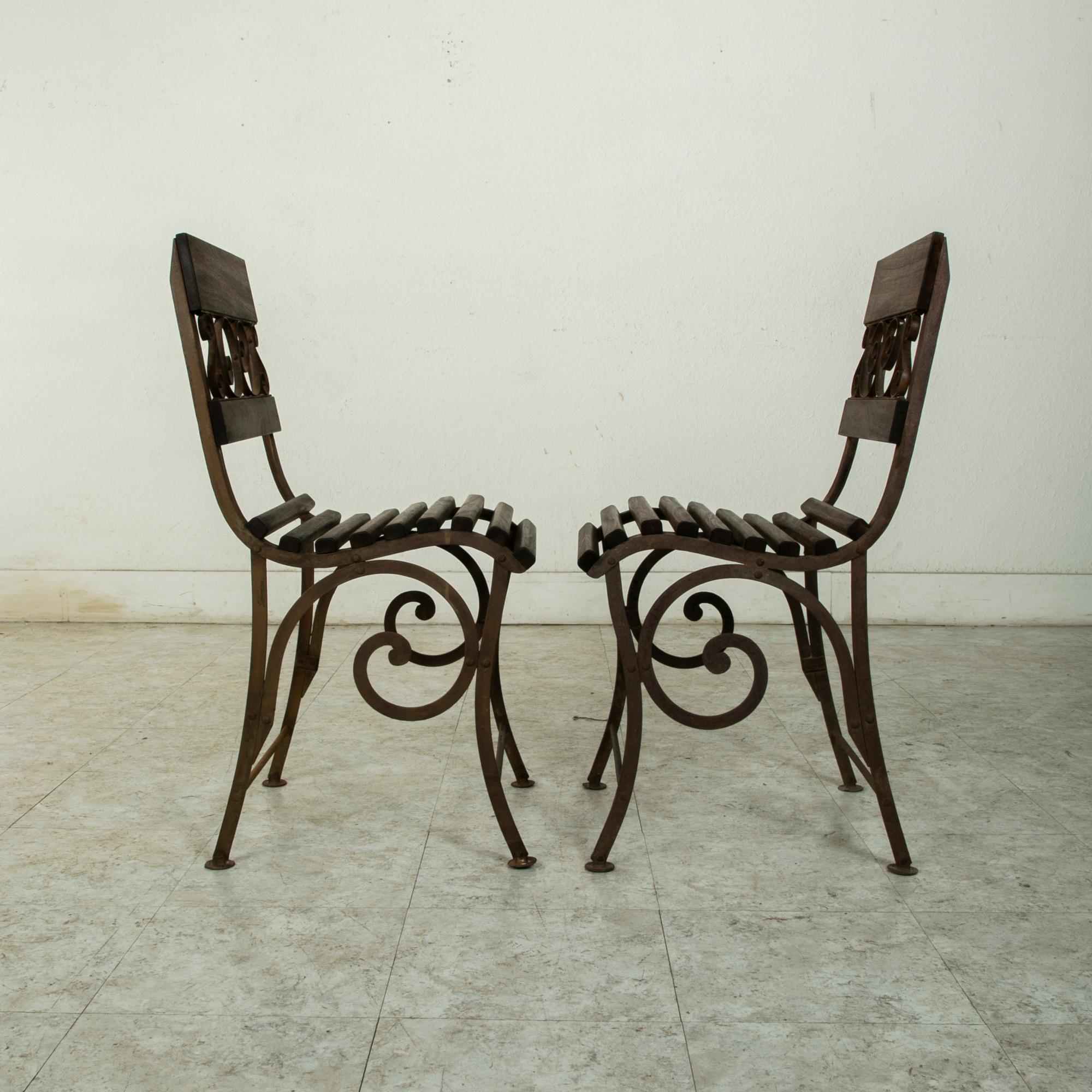 Early 20th Century French Iron and Wooden Bistro Set, Table and Two Chairs 3