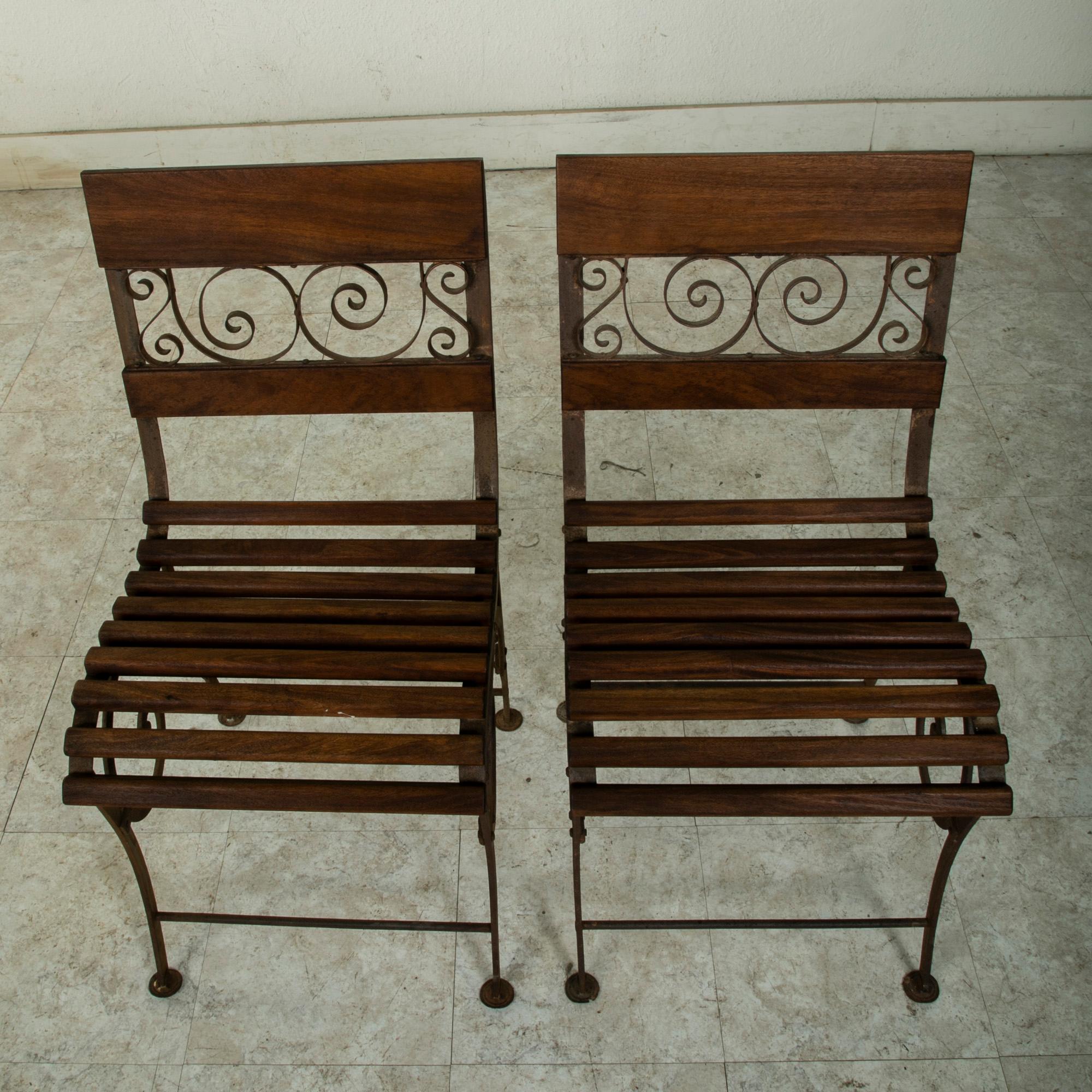 Early 20th Century French Iron and Wooden Bistro Set, Table and Two Chairs 4