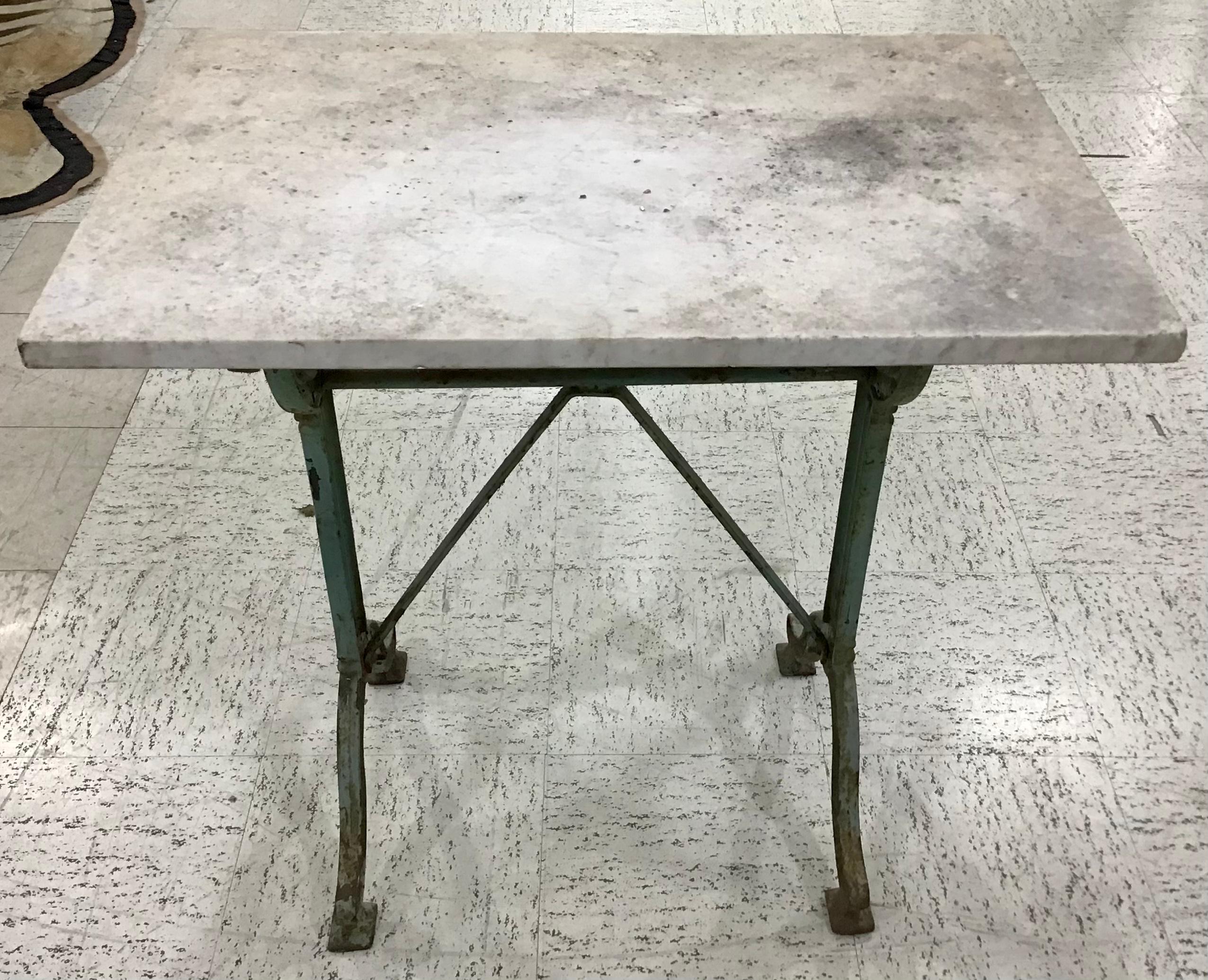 Early 20th Century French Iron Bistro Table or Outdoor Garden Table with Marble 1