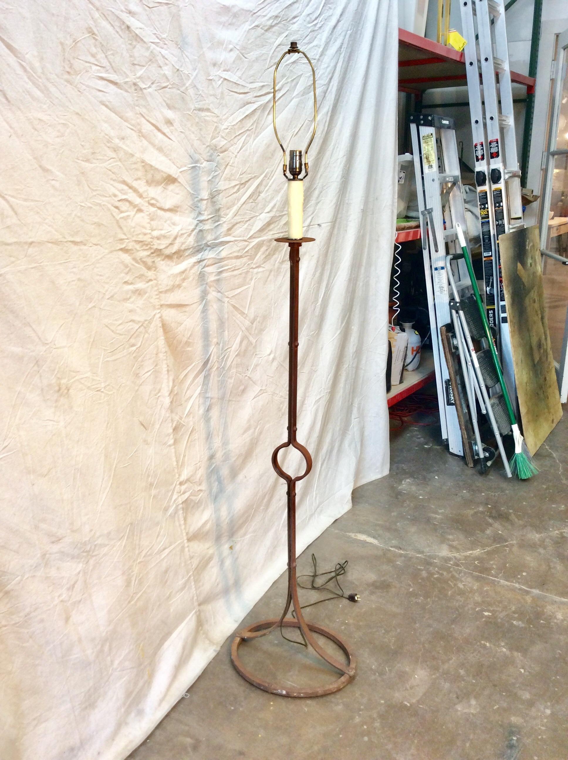 Early 20th Century French Iron Floor Lamp For Sale 7