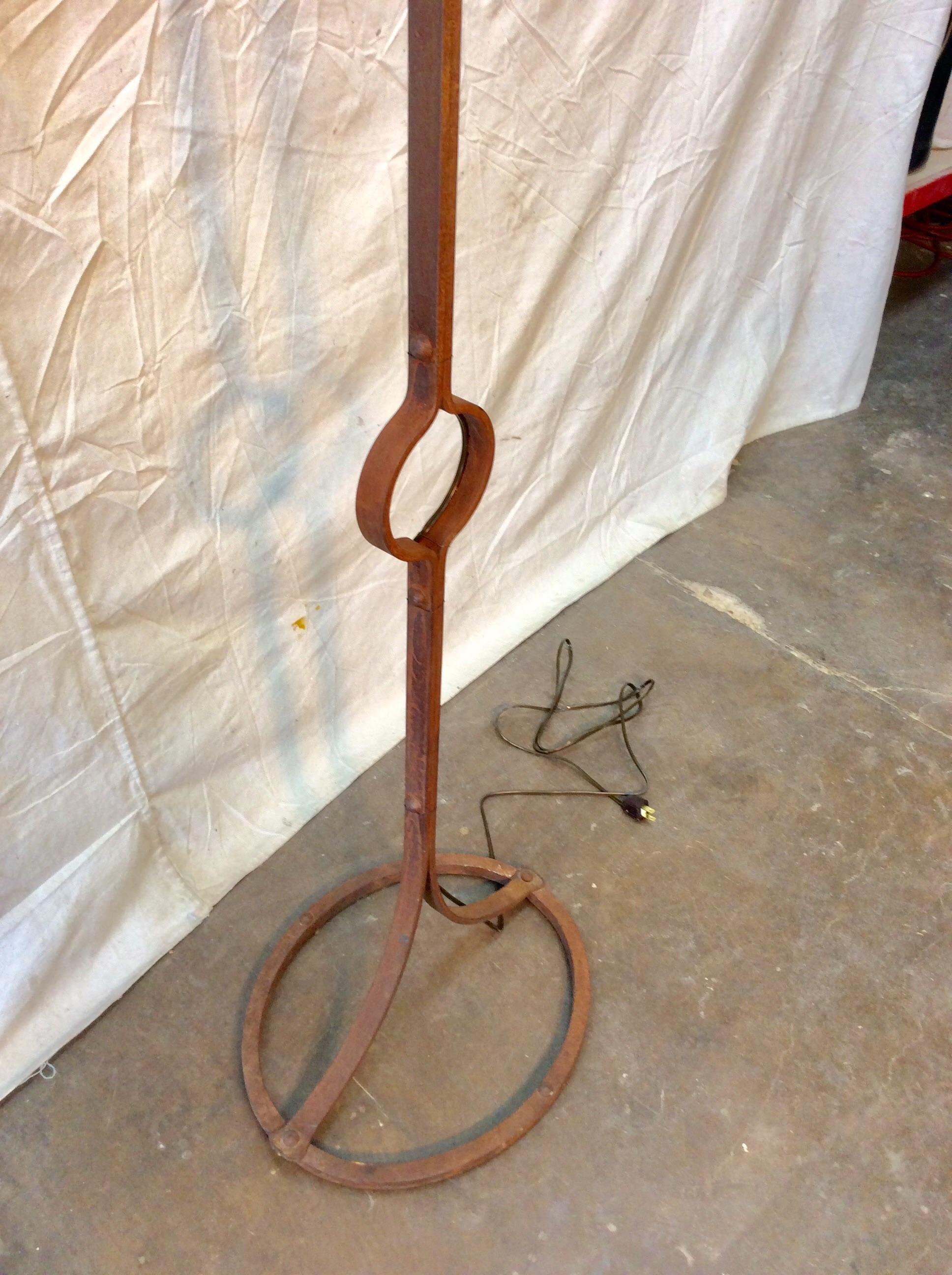 Early 20th Century French Iron Floor Lamp For Sale 2