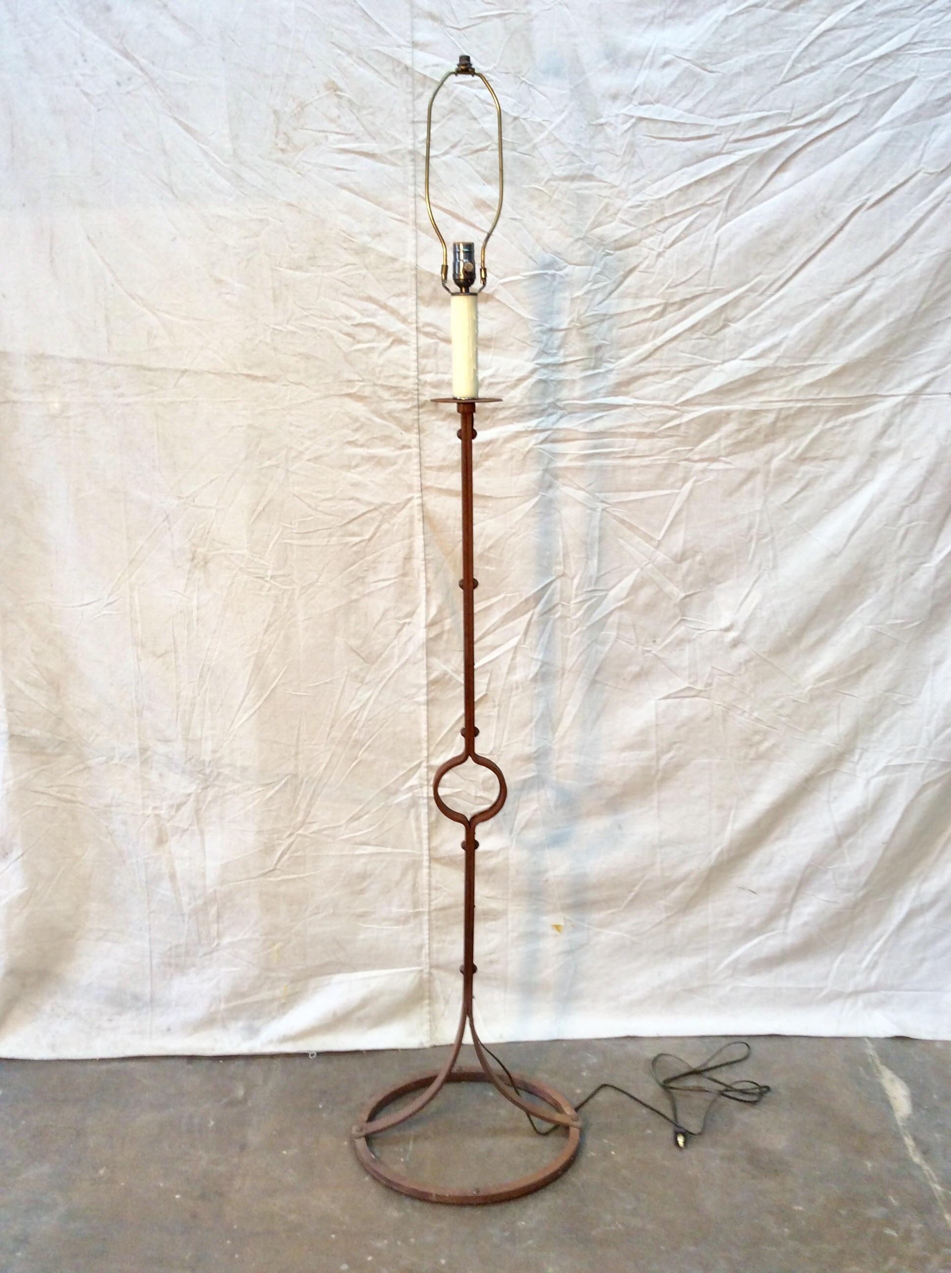 Early 20th Century French Iron Floor Lamp For Sale 5