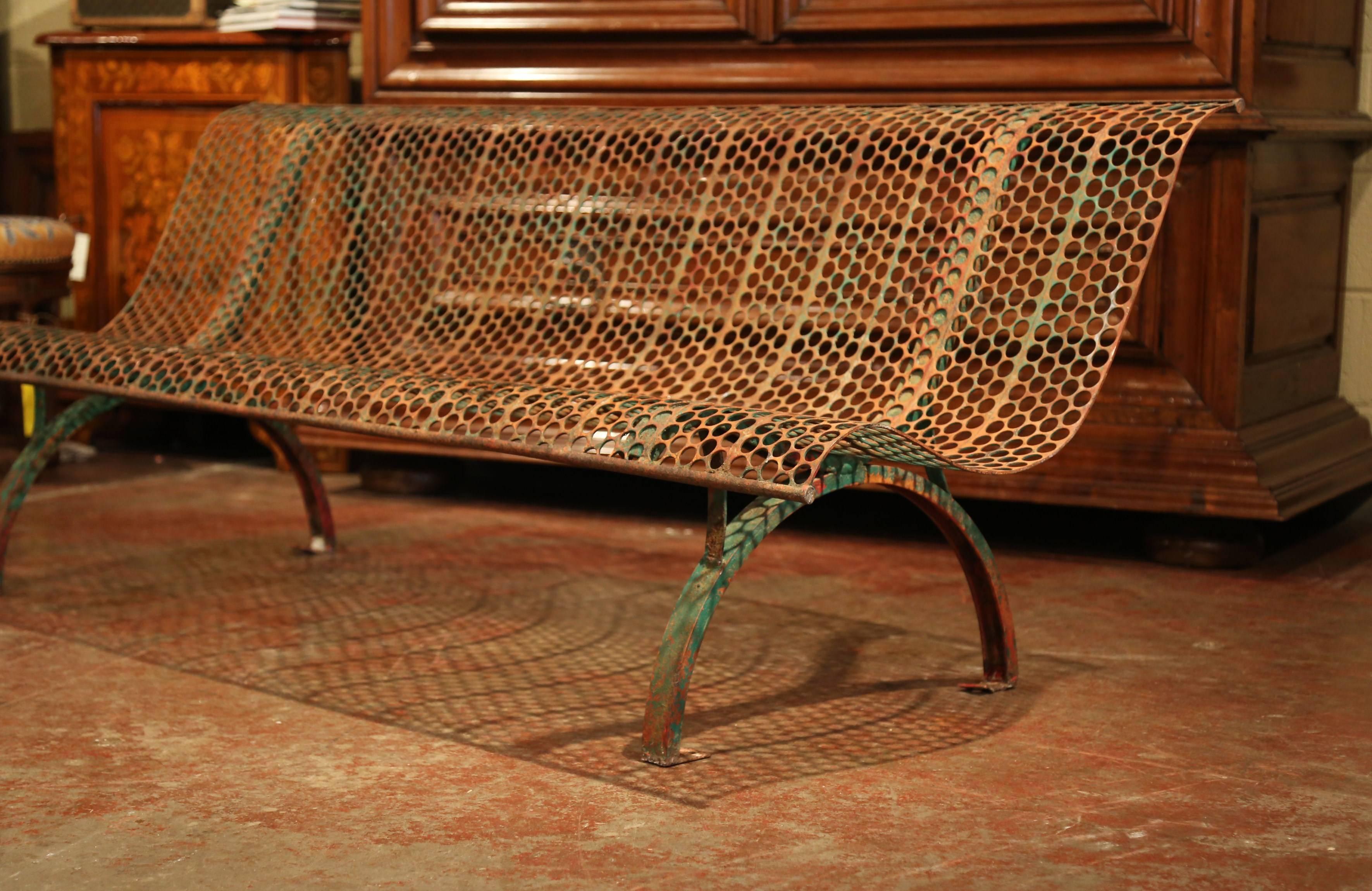 Patinated Early 20th Century French Iron Garden Bench with Curved Back and Seat