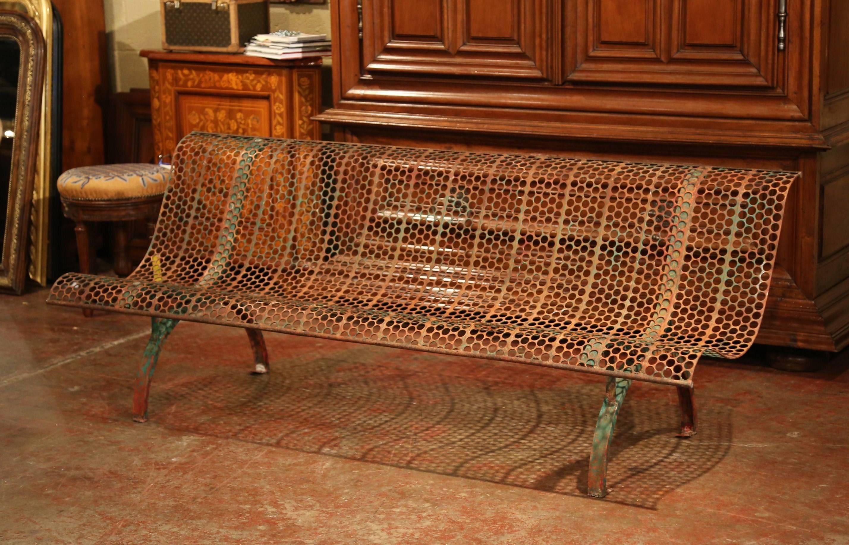 Early 20th Century French Iron Garden Bench with Curved Back and Seat 2