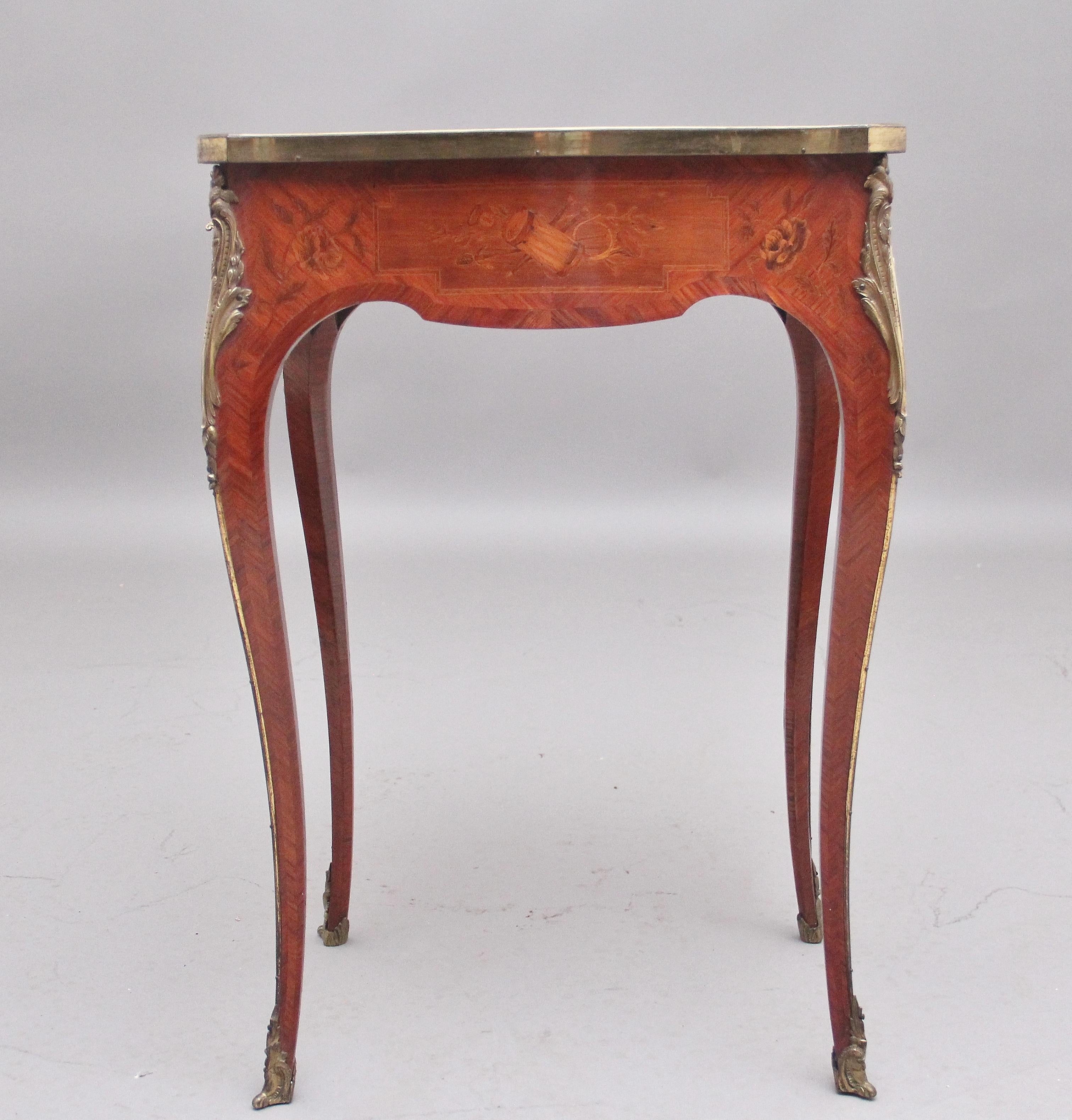 Early 20th Century French Kingwood and Marquetry Side Table For Sale 8