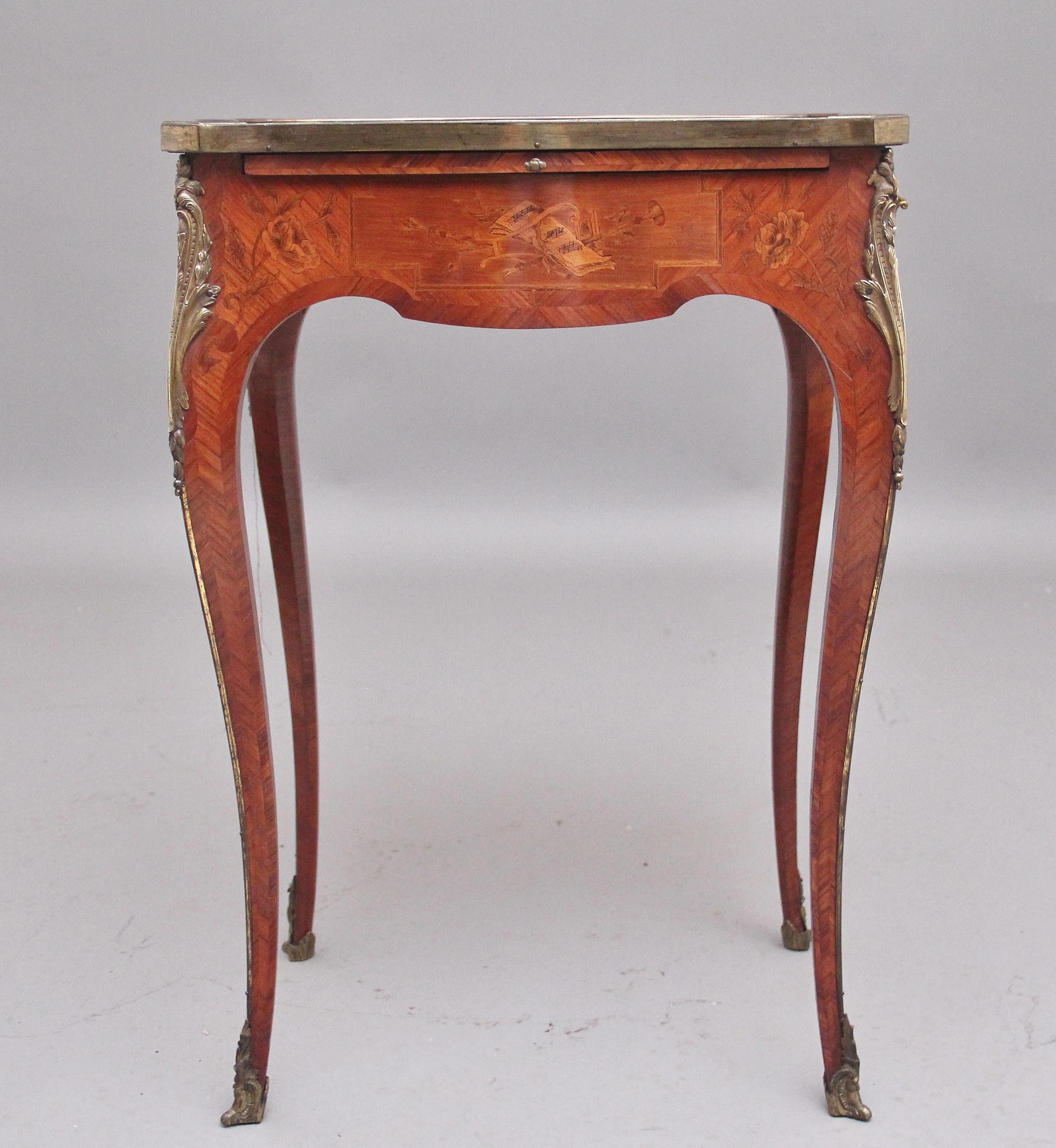 Early 20th Century French Kingwood and Marquetry Side Table For Sale 1