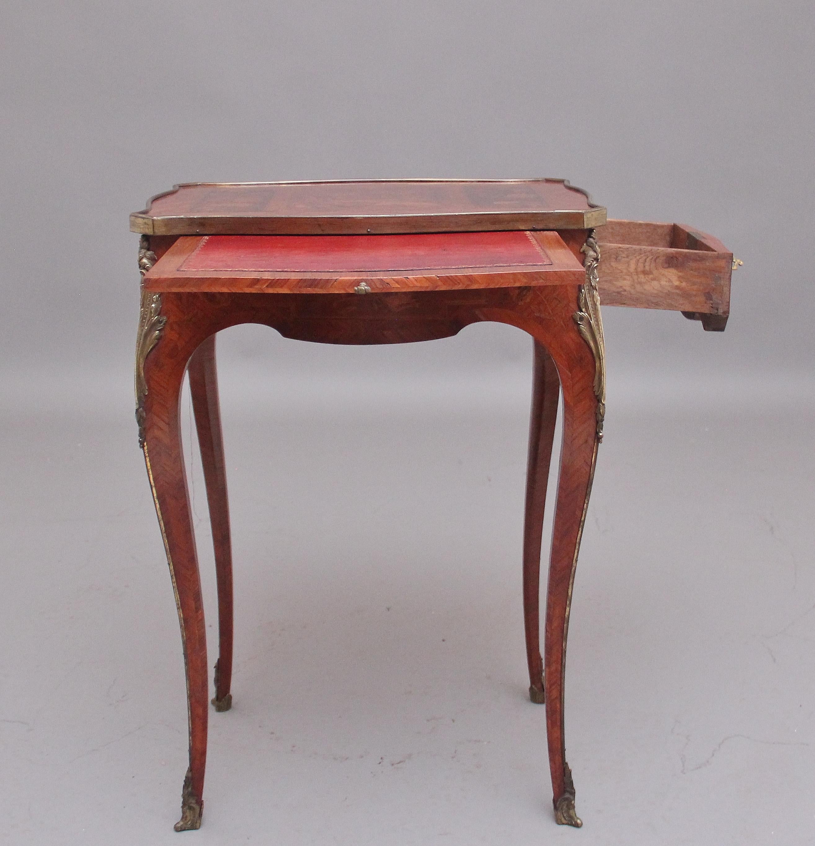 Early 20th Century French Kingwood and Marquetry Side Table For Sale 3