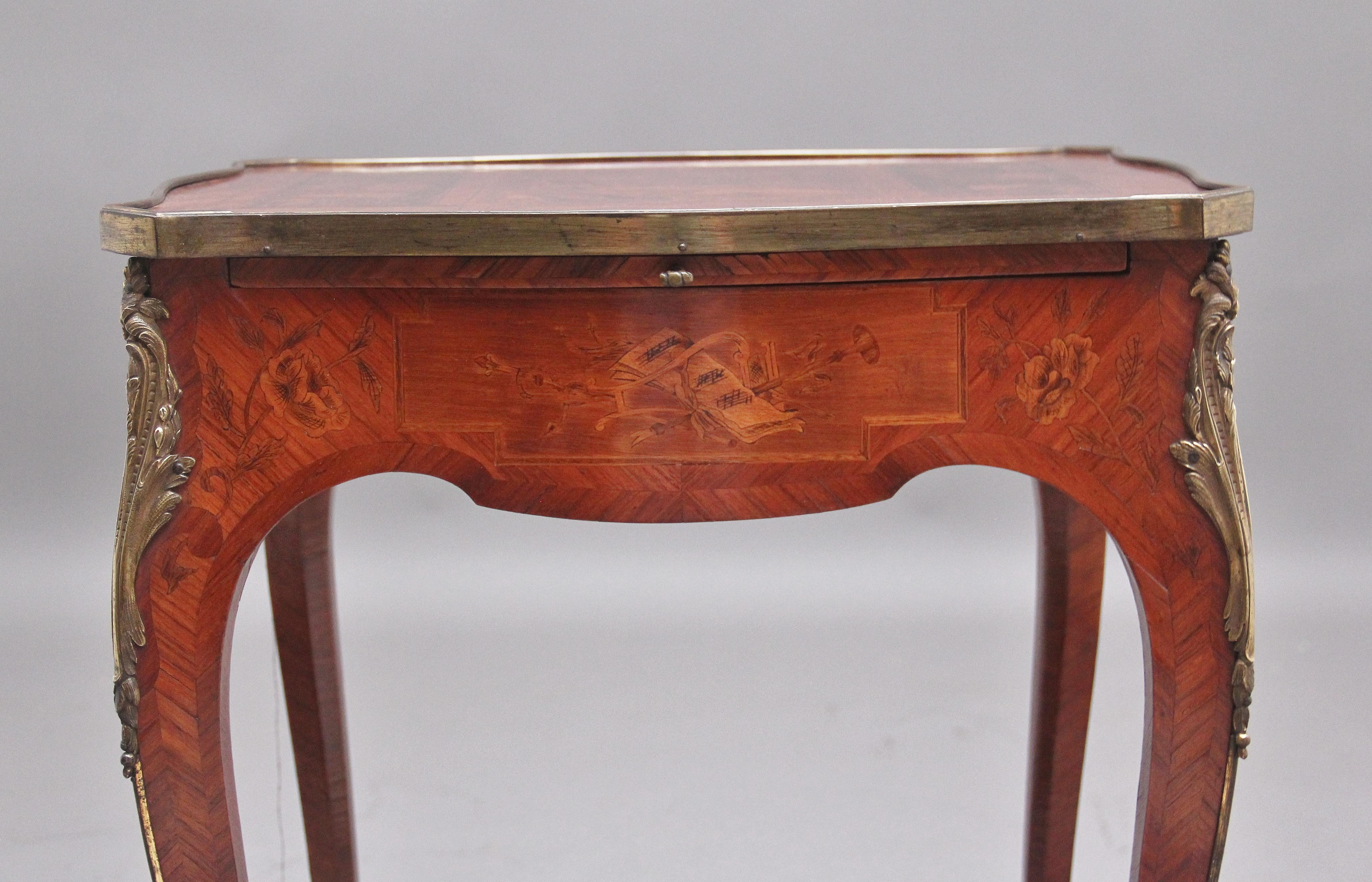 Early 20th Century French Kingwood and Marquetry Side Table For Sale 4