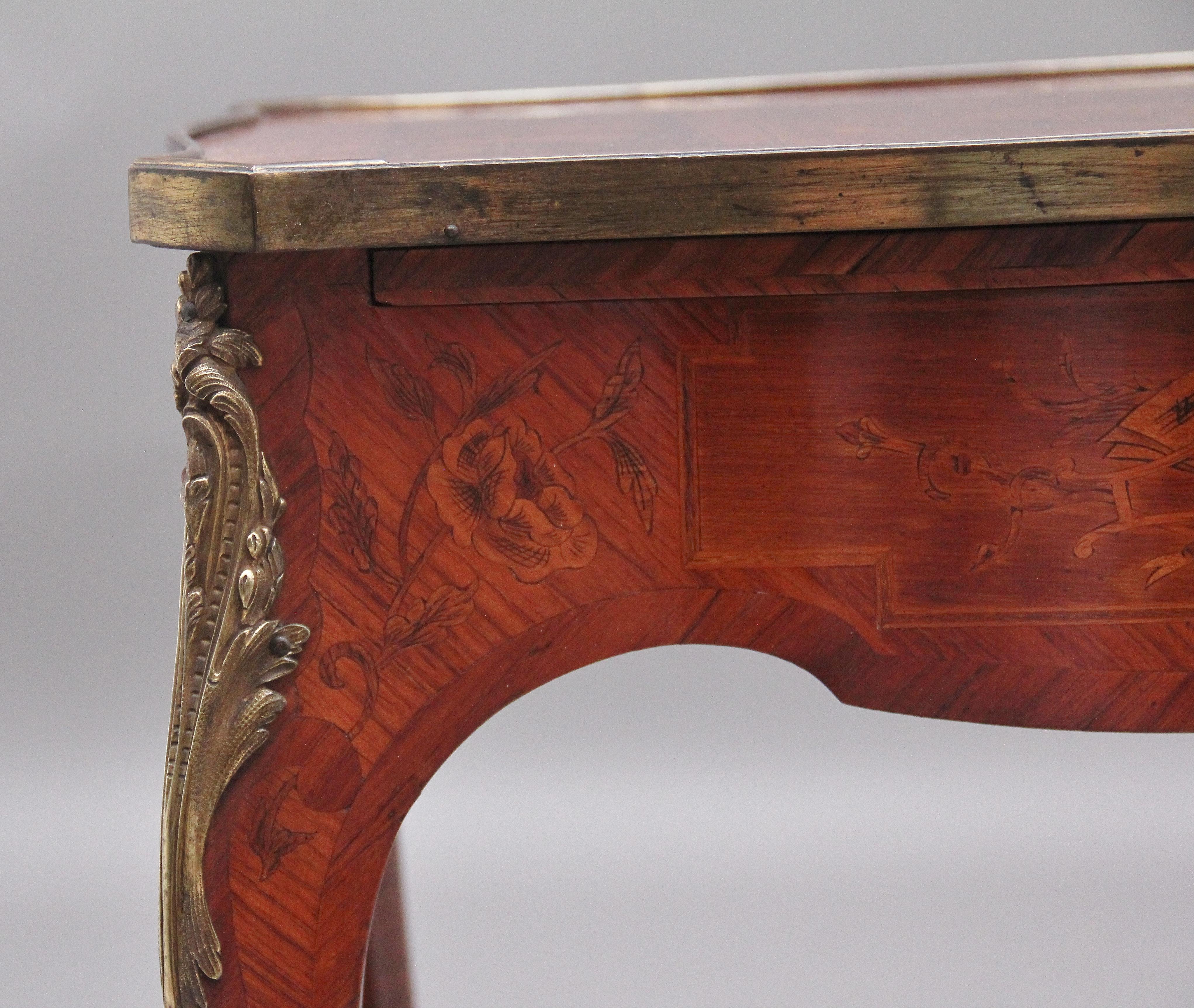 Early 20th Century French Kingwood and Marquetry Side Table For Sale 5