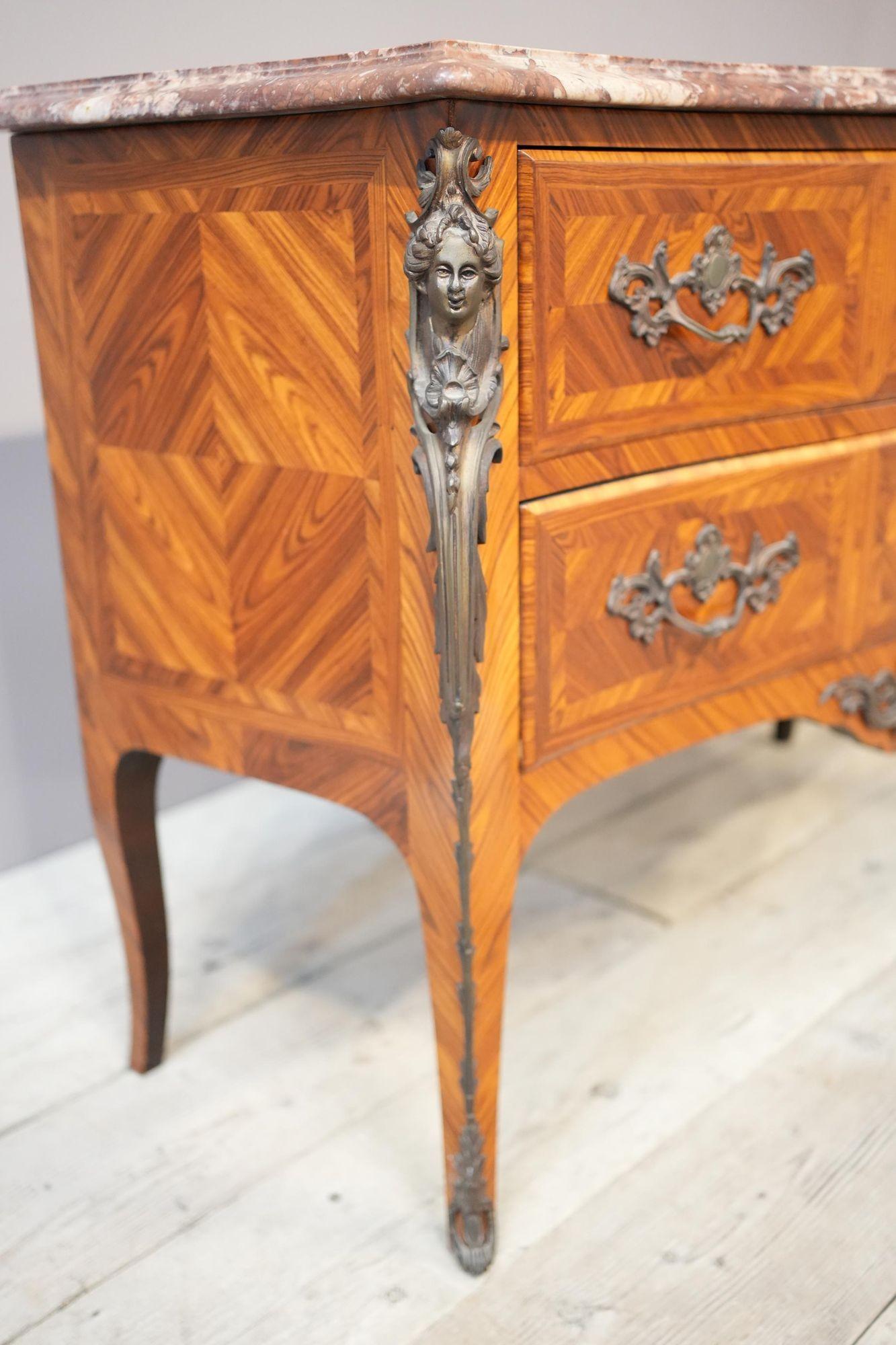 Early 20th century French Kingwood chest of drawers For Sale 7