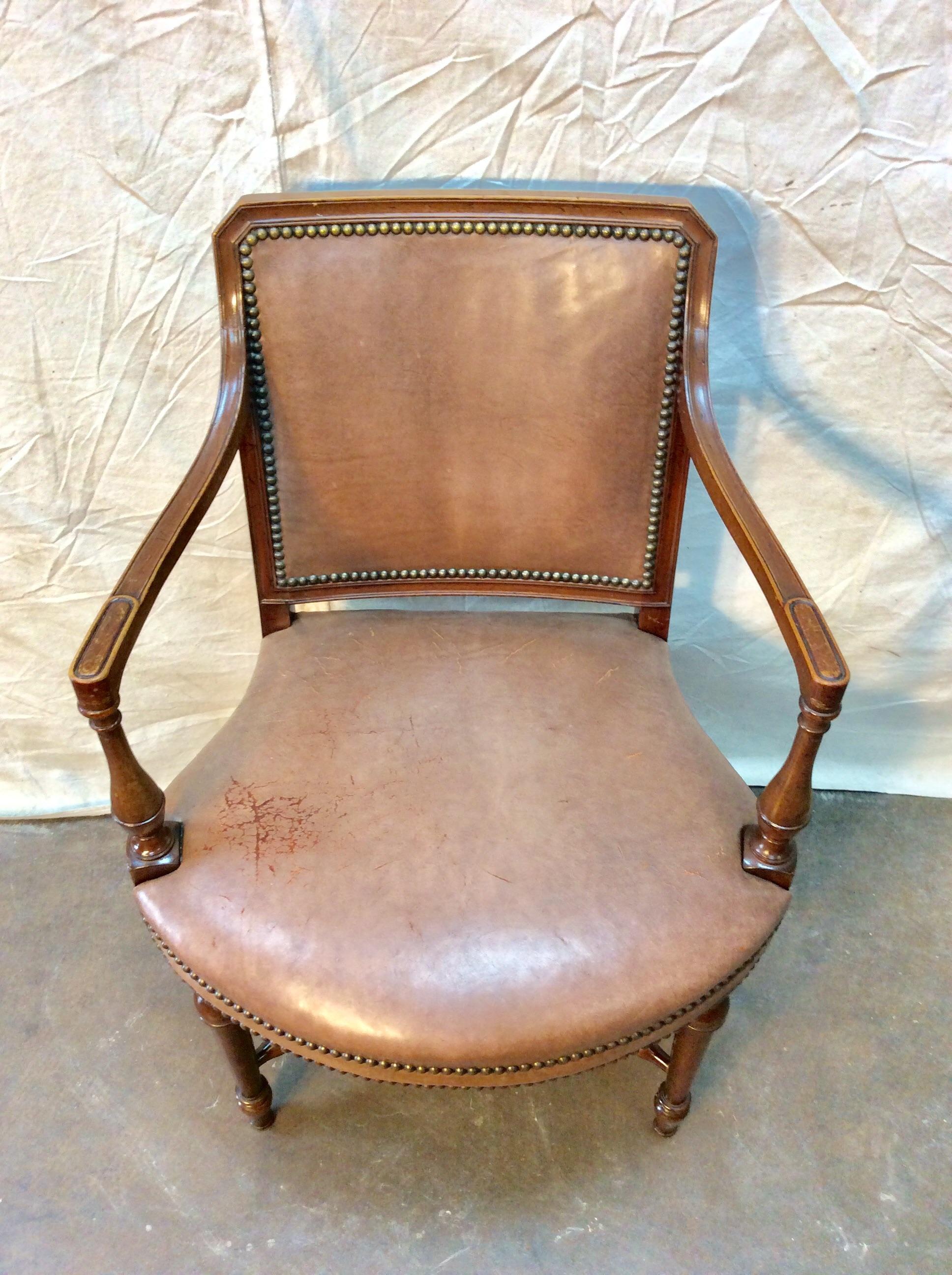 Early 20th Century French Leather and Walnut Armchair In Good Condition For Sale In Burton, TX