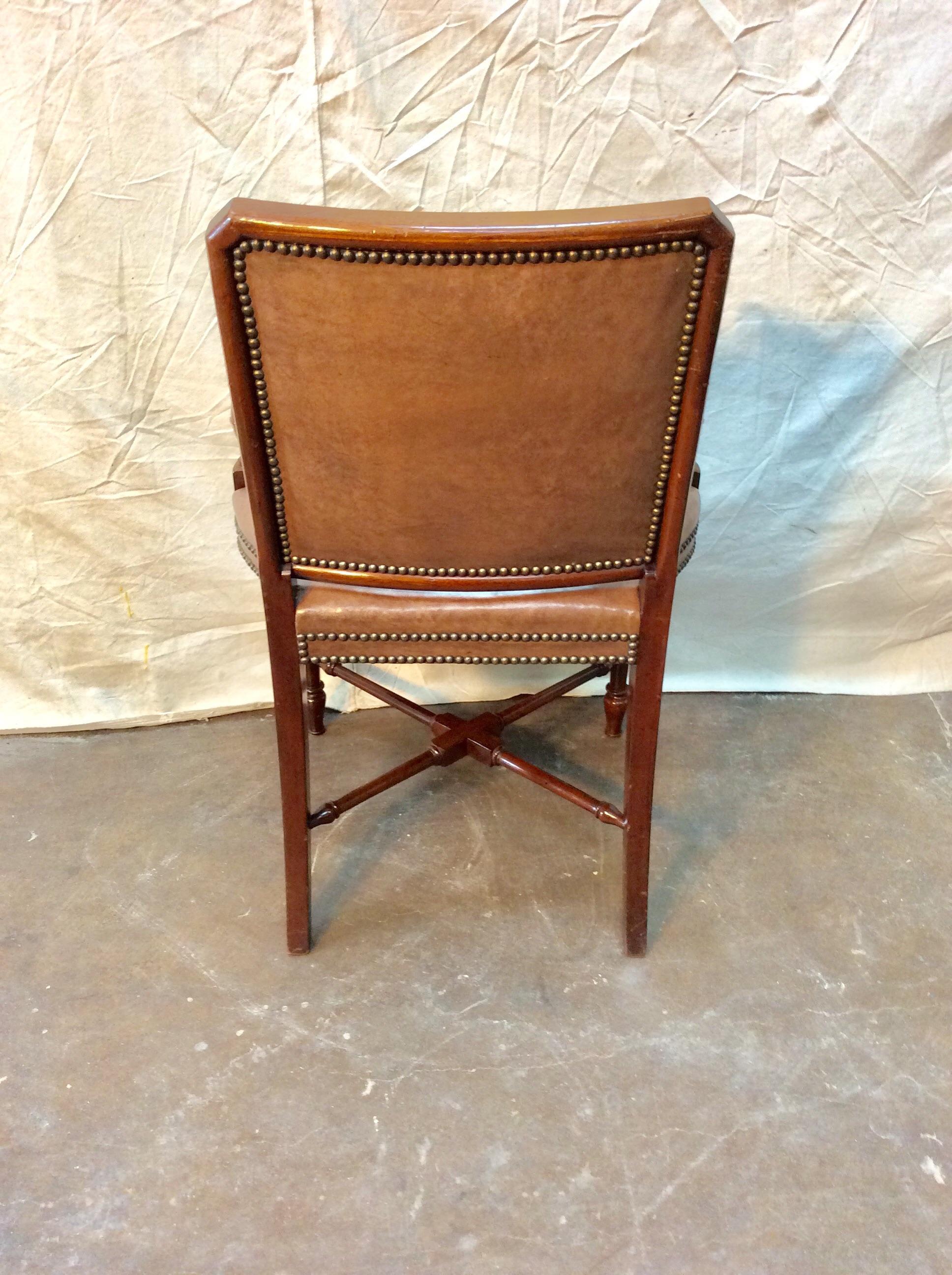 Early 20th Century French Leather and Walnut Armchair For Sale 5