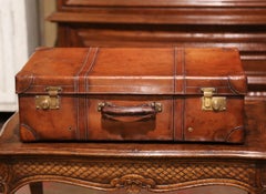 Early 20th Century French Leather Suitcase with Inside Upholstery and Tray