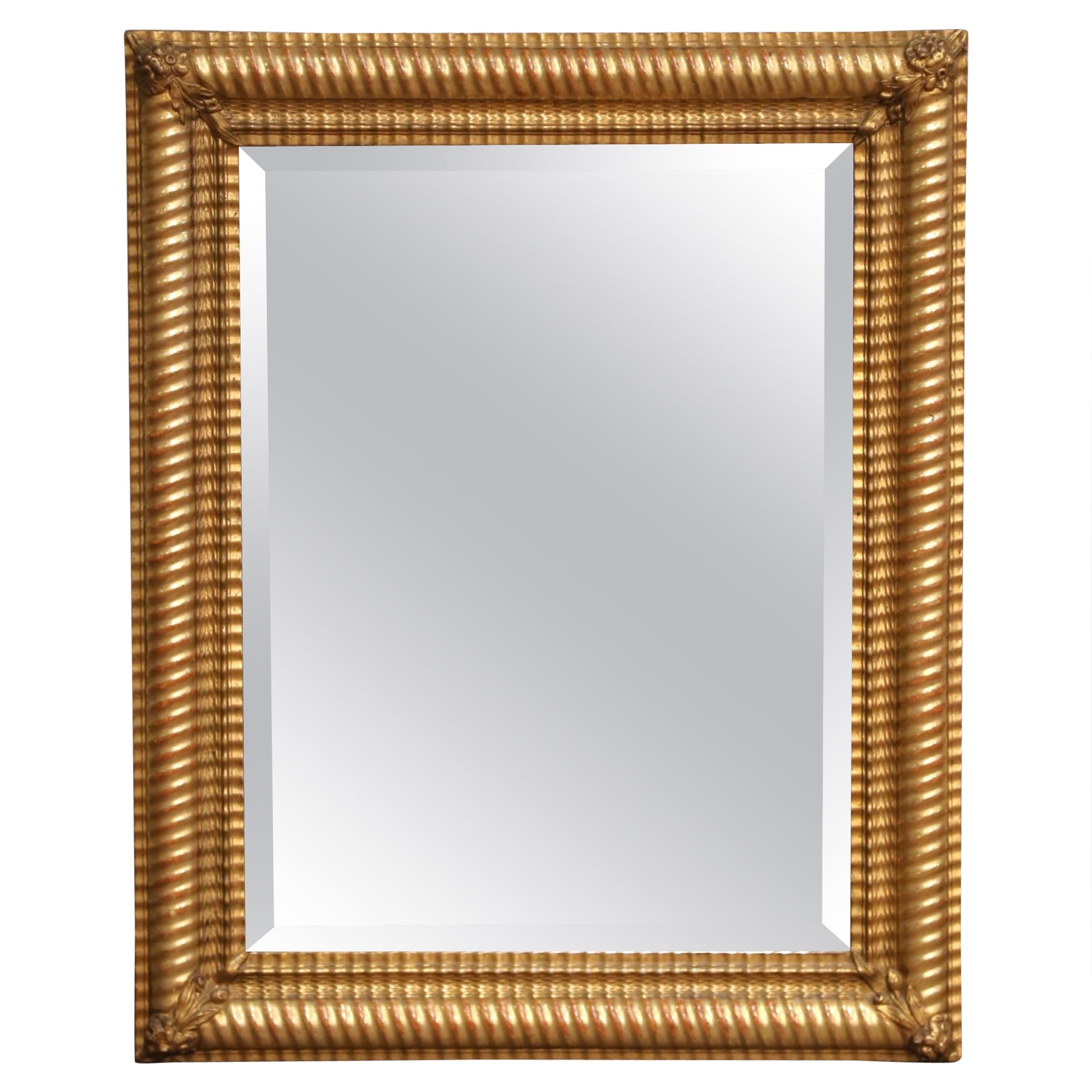 Französischer Louis Philippe Giltwood-Wandspiegel mit abgeschrägtem Glas aus dem frühen 20. im Angebot