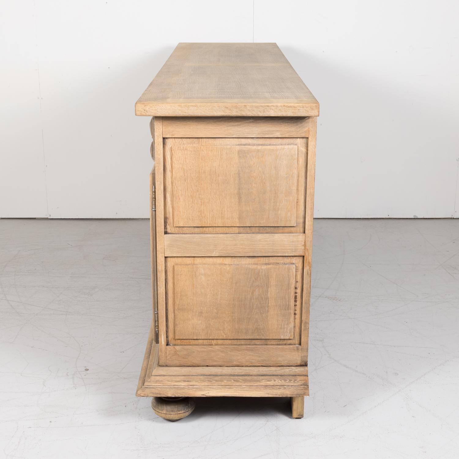 Early 20th Century French Louis XIII Bleached Oak Enfilade Buffet 16