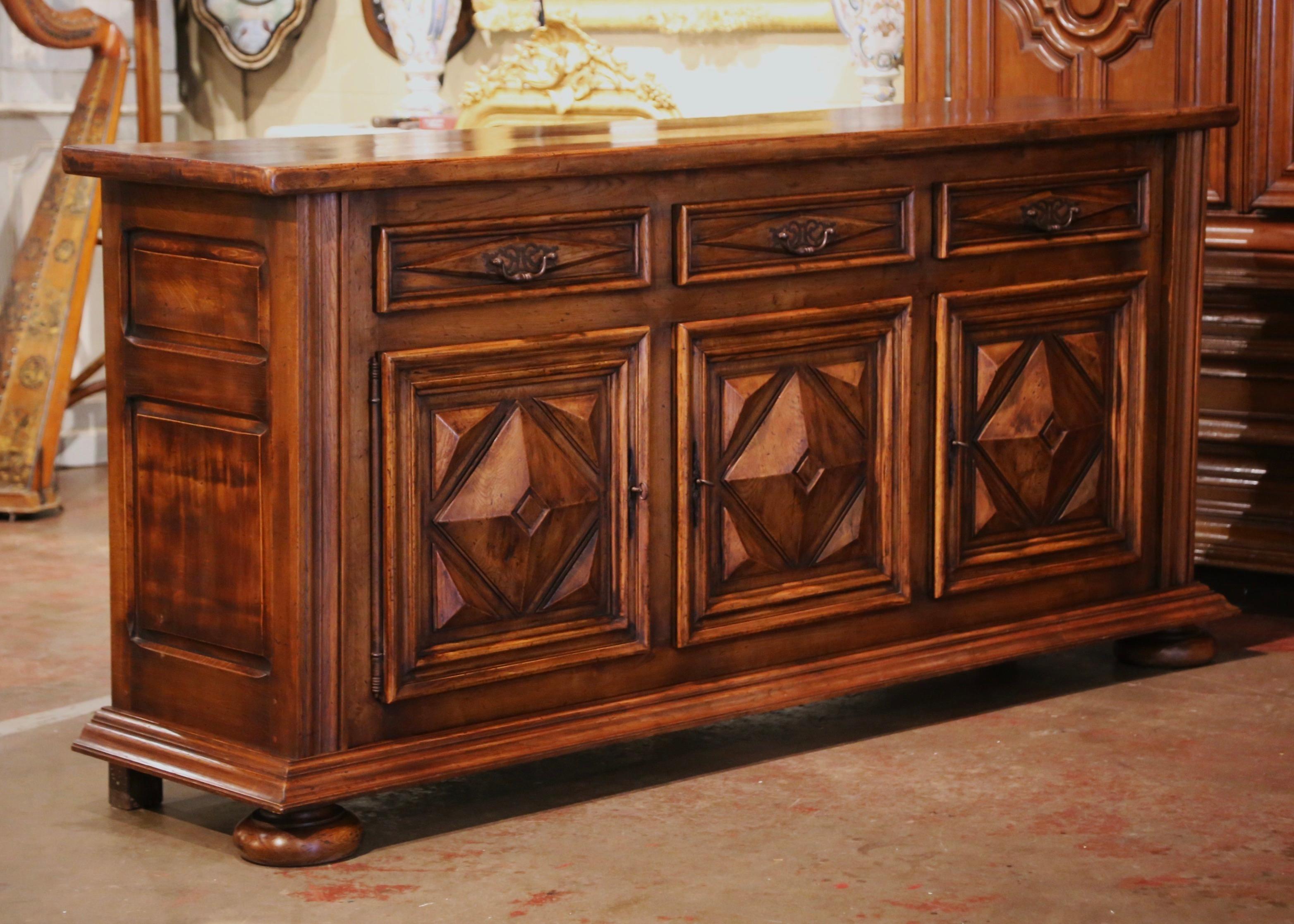 Early 20th Century French Louis XIII Carved Walnut Three-Door Enfilade Buffet 8