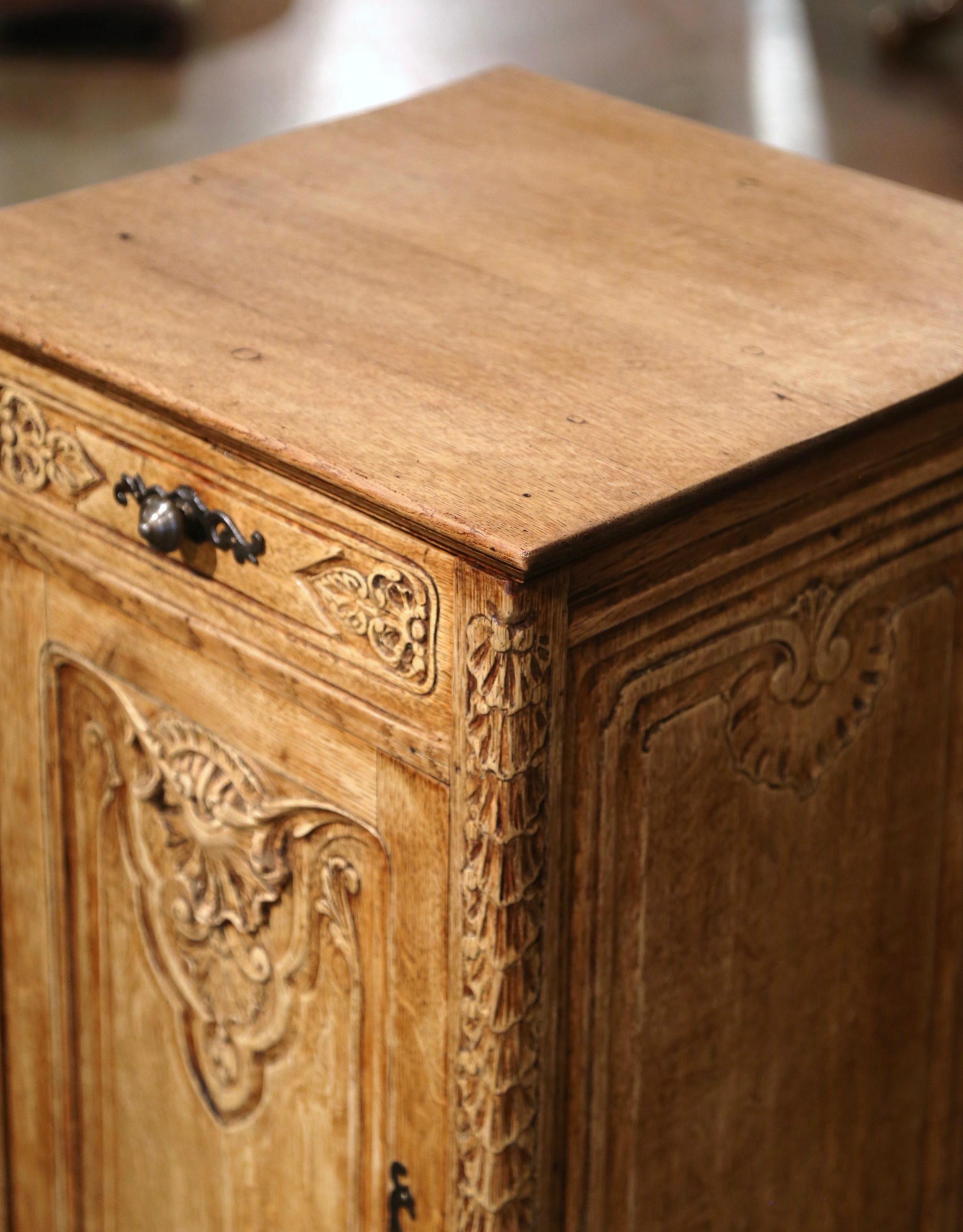 Early 20th Century French Louis XIV Carved Bleached Oak Cabinet from Normandy For Sale 6
