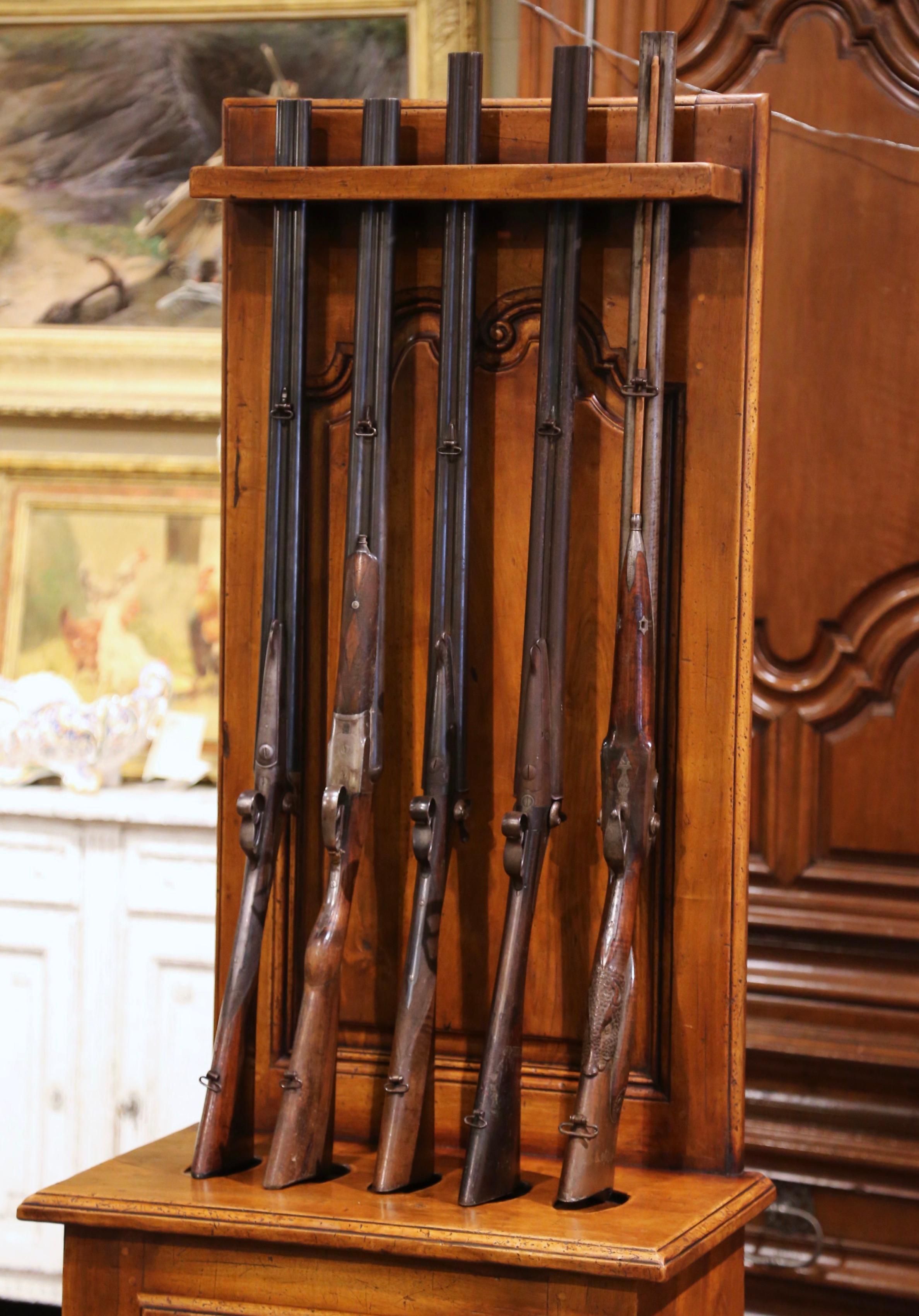 Early 20th Century French Louis XIV Carved Walnut Gun Display Cabinet In Excellent Condition In Dallas, TX