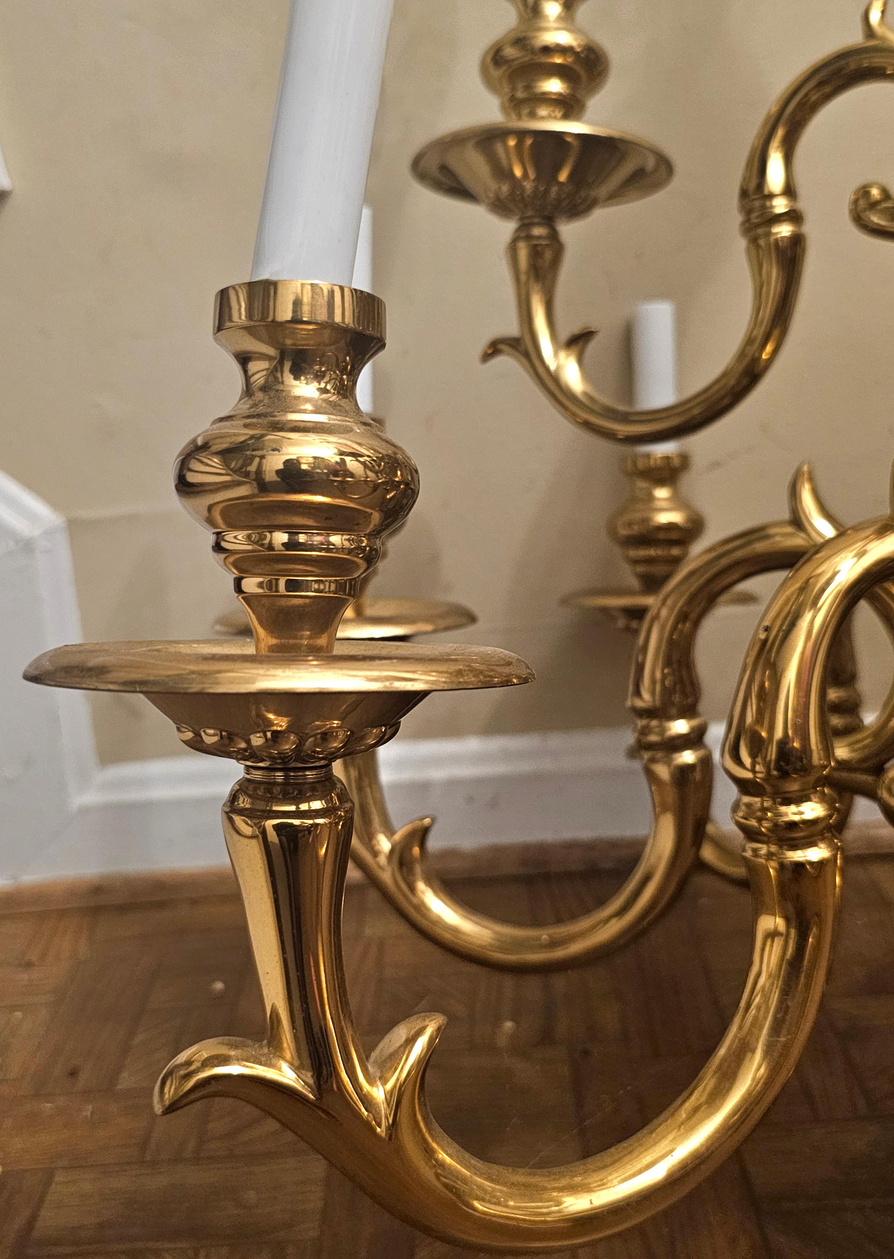 Polished Early 20th Century French Louis XIV Style Twelve Branch Ormolu Chandelier For Sale
