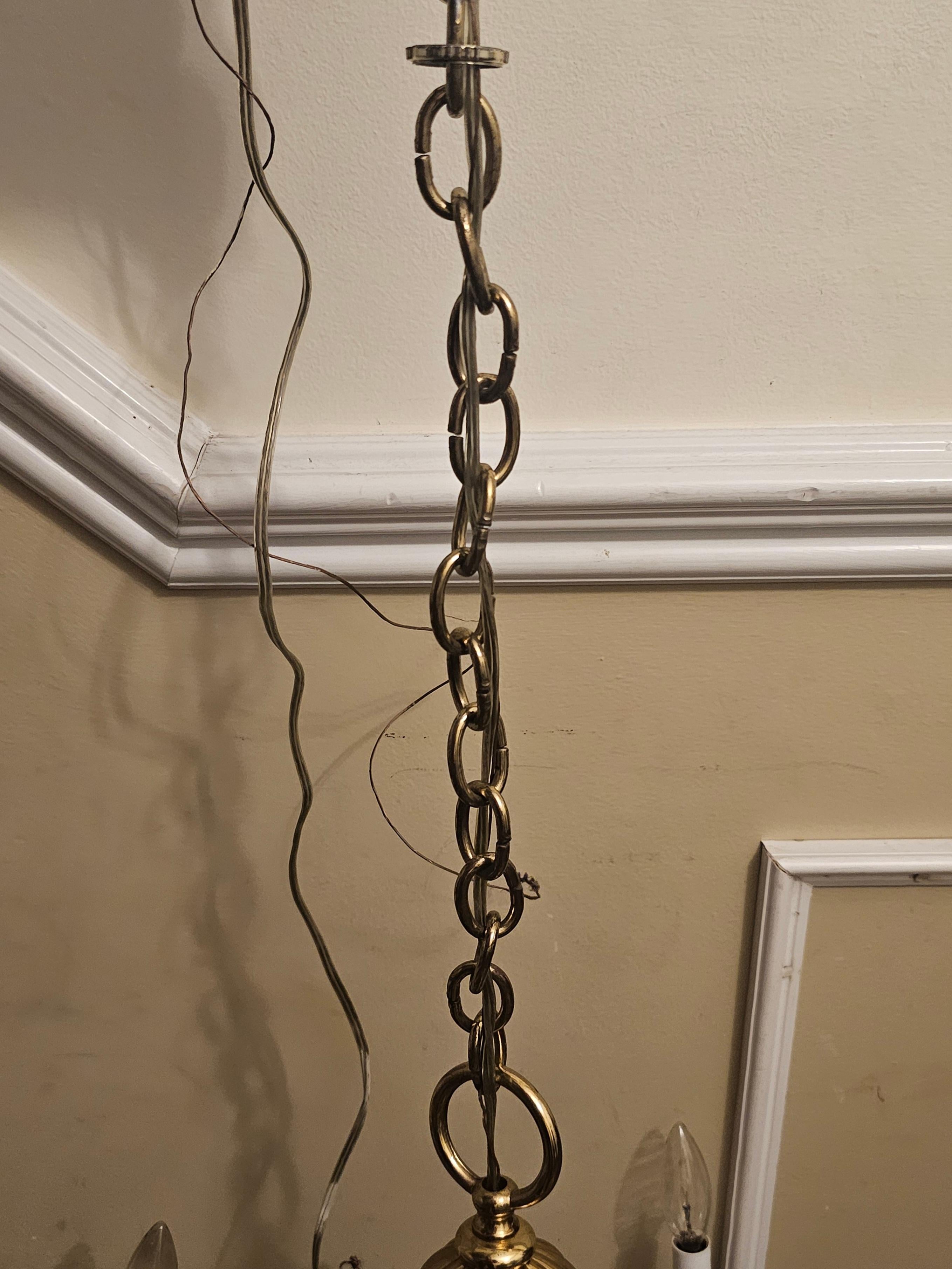 Early 20th Century French Louis XIV Style Twelve Branch Ormolu Chandelier For Sale 2