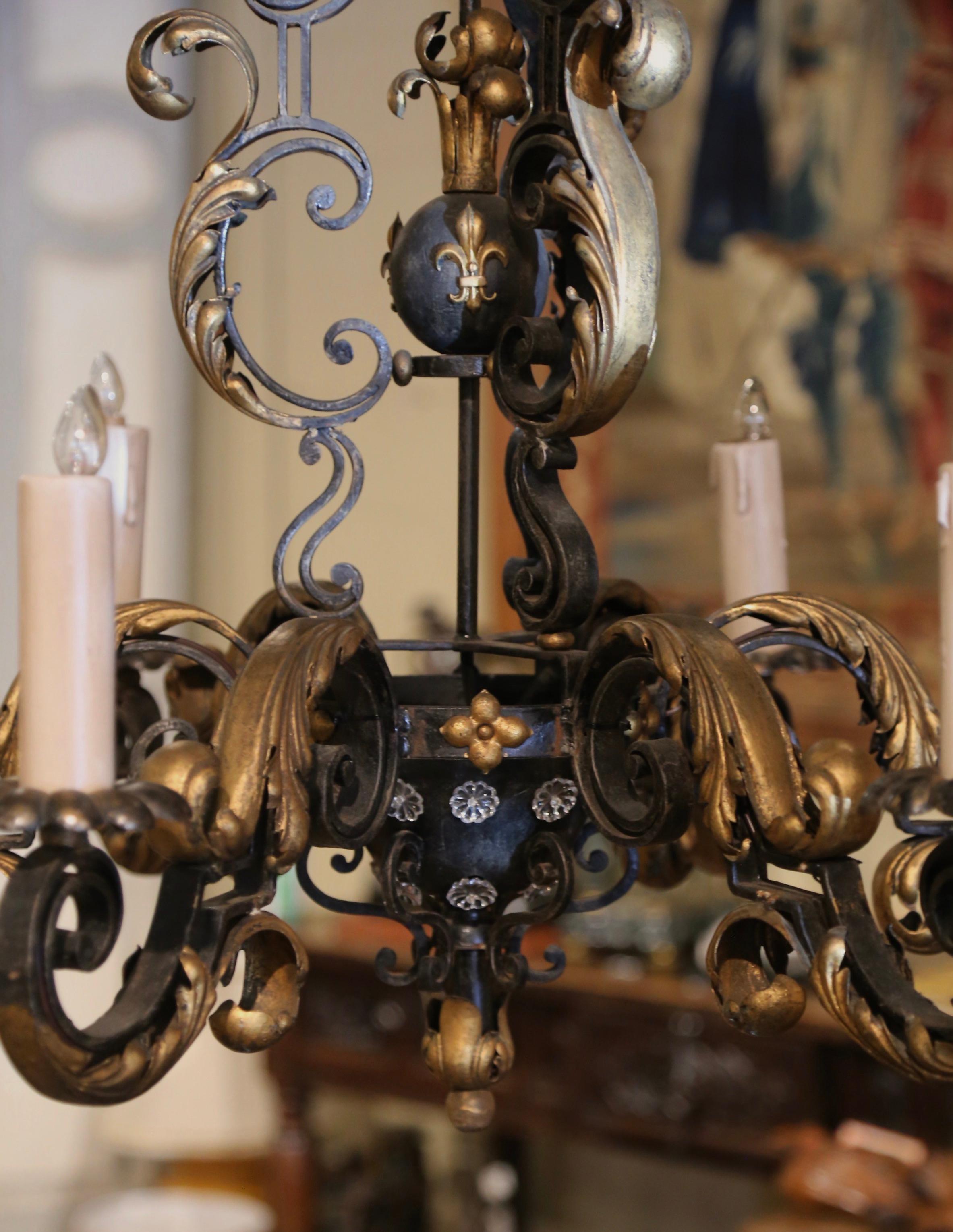 Early 20th Century French Louis XV Black and Gilt Six-Light Iron Chandelier In Excellent Condition In Dallas, TX
