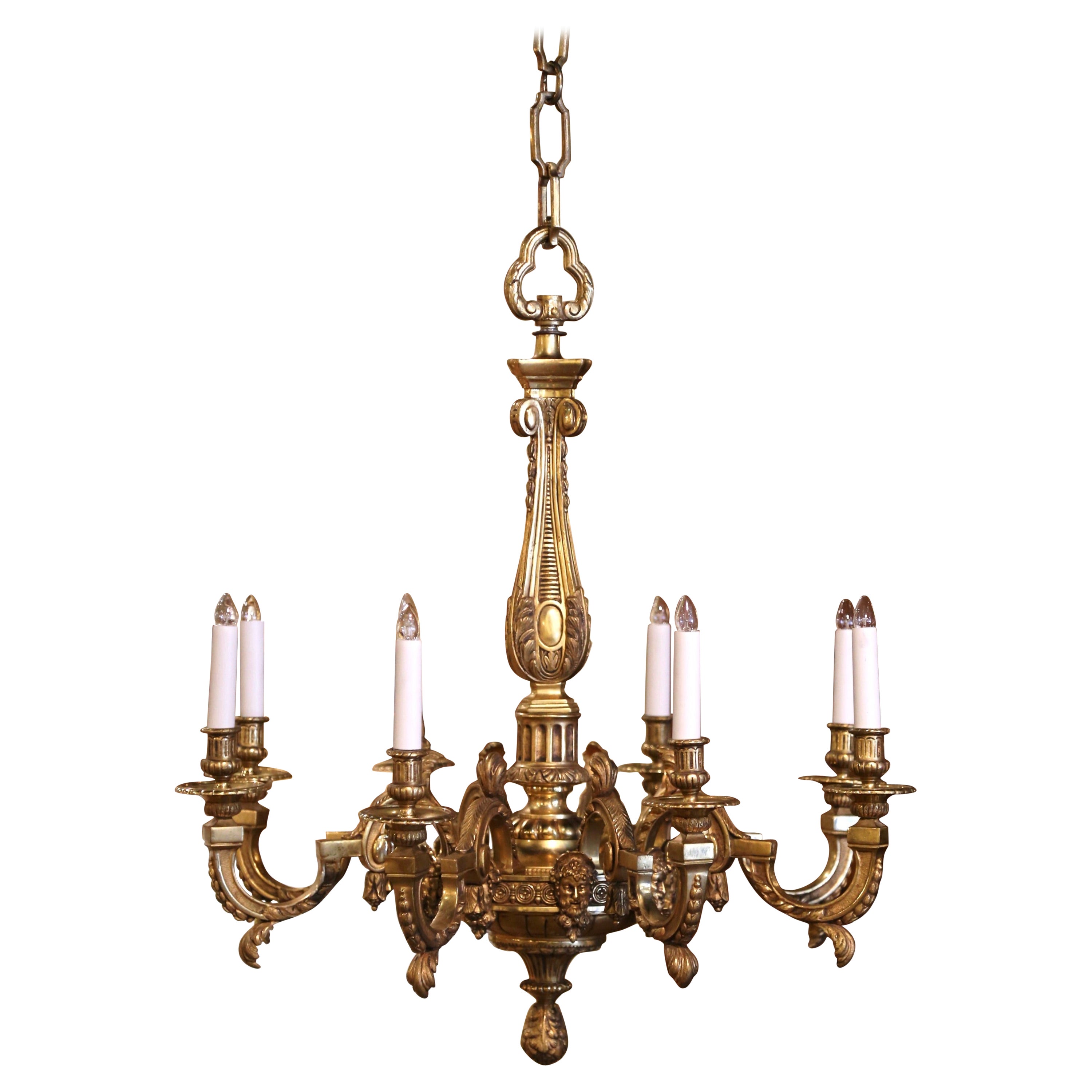 Lustre à huit lumières en bronze doré Louis XV du début du XXe siècle
