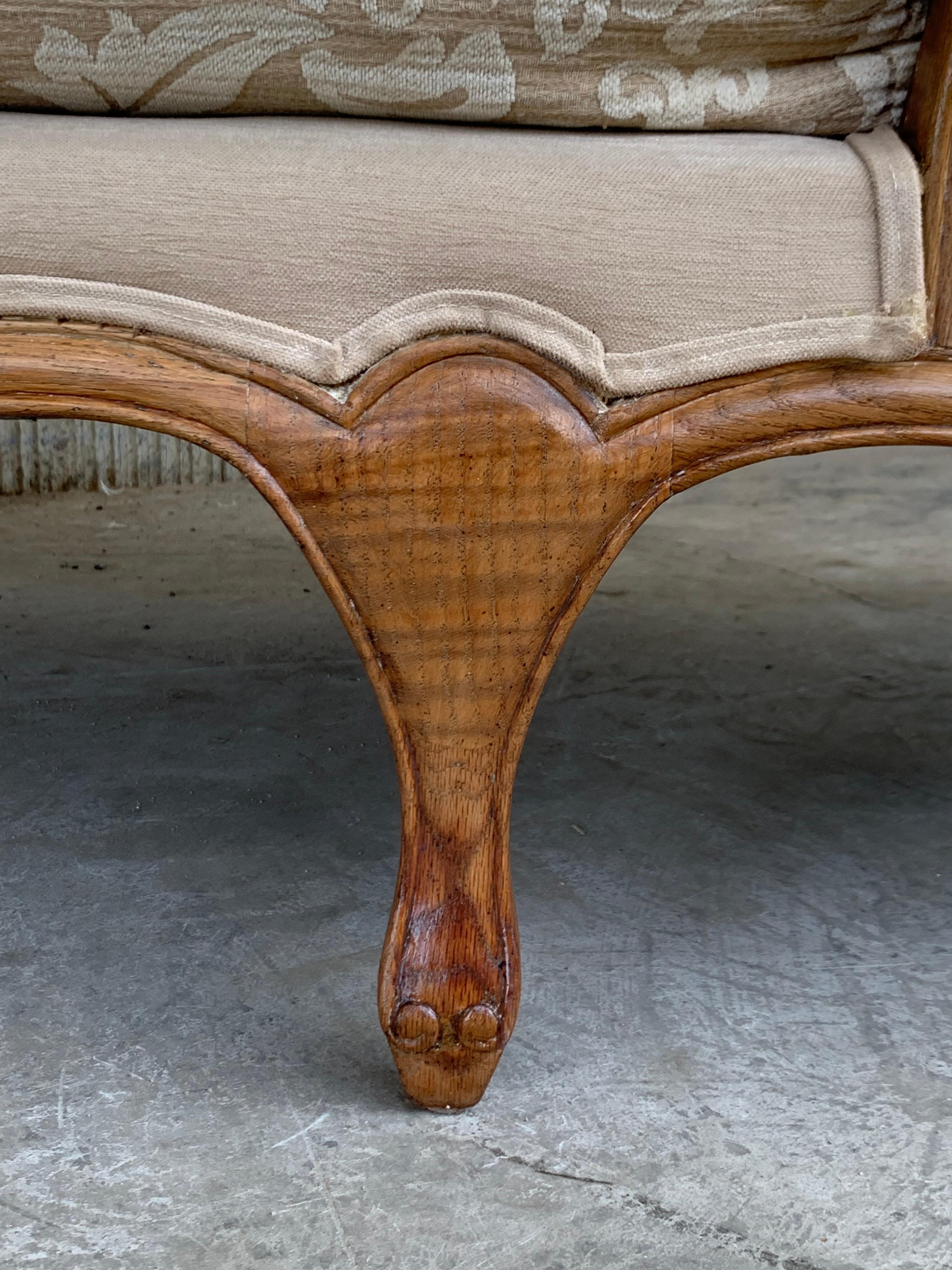 Early 20th Century French Louis XV Carved Walnut Chase Longue with Cane Back 11
