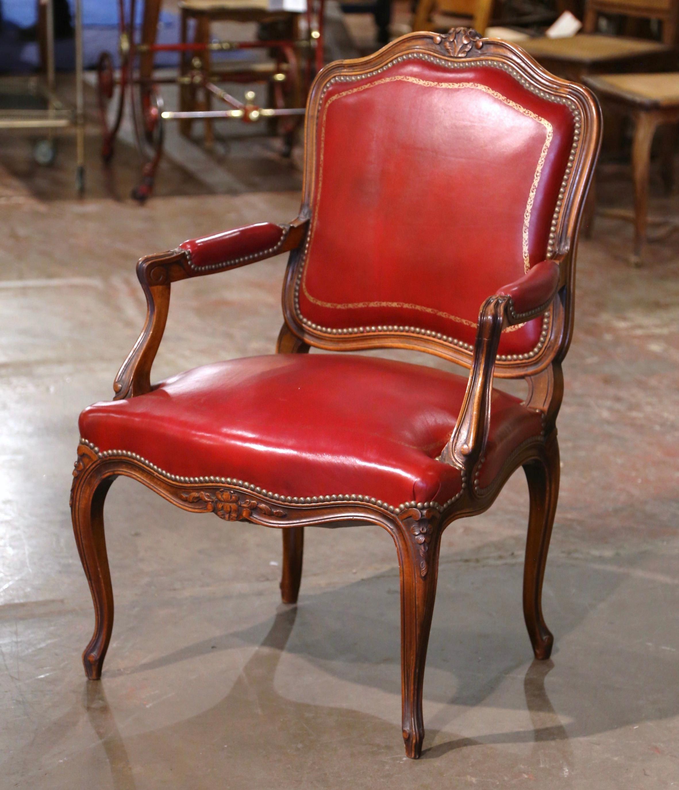 Early 20th Century French Louis XV Carved Walnut Desk Armchair with Red Leather 1