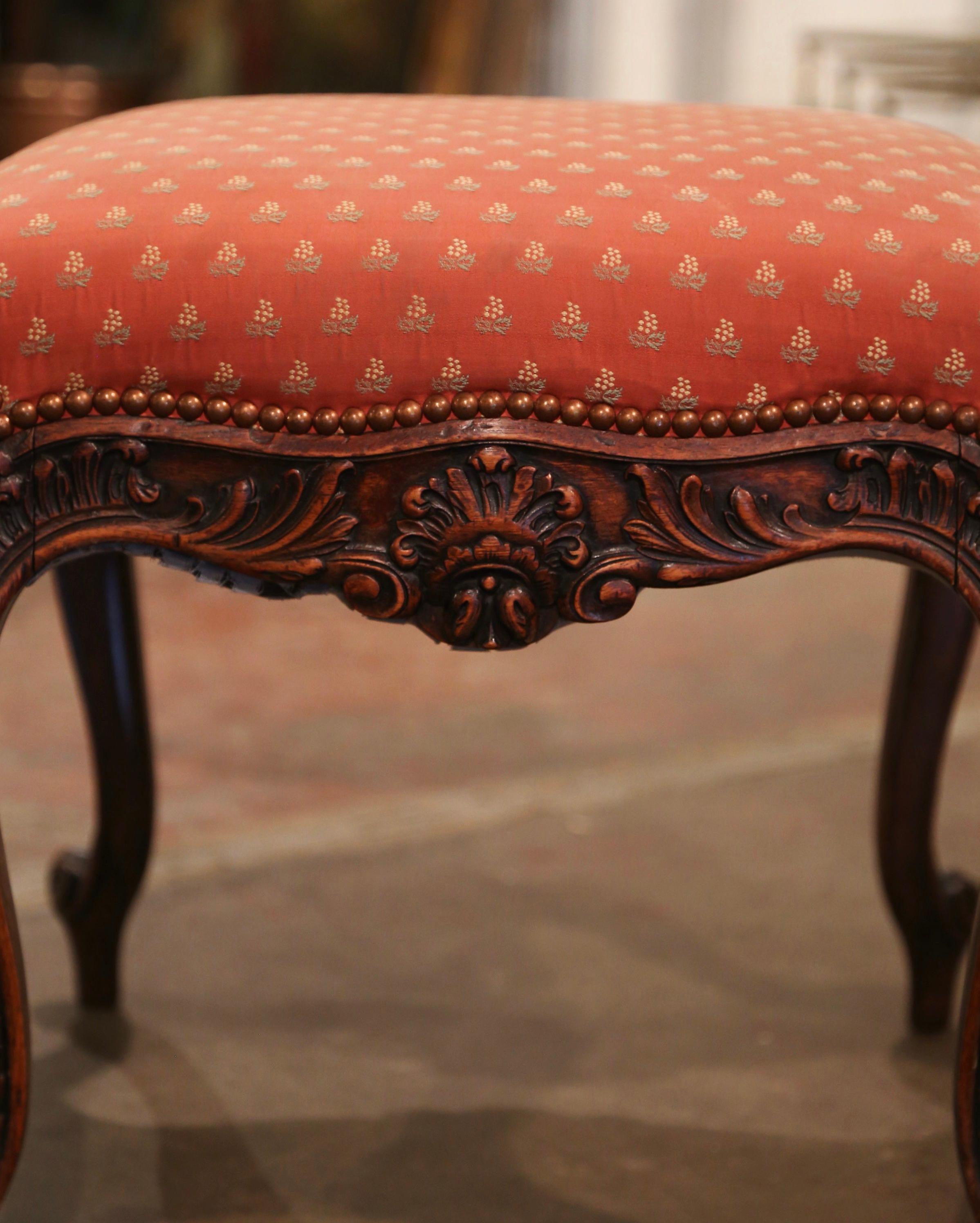 Silk Early 20th Century French Louis XV Carved Walnut Stool from Lyon For Sale