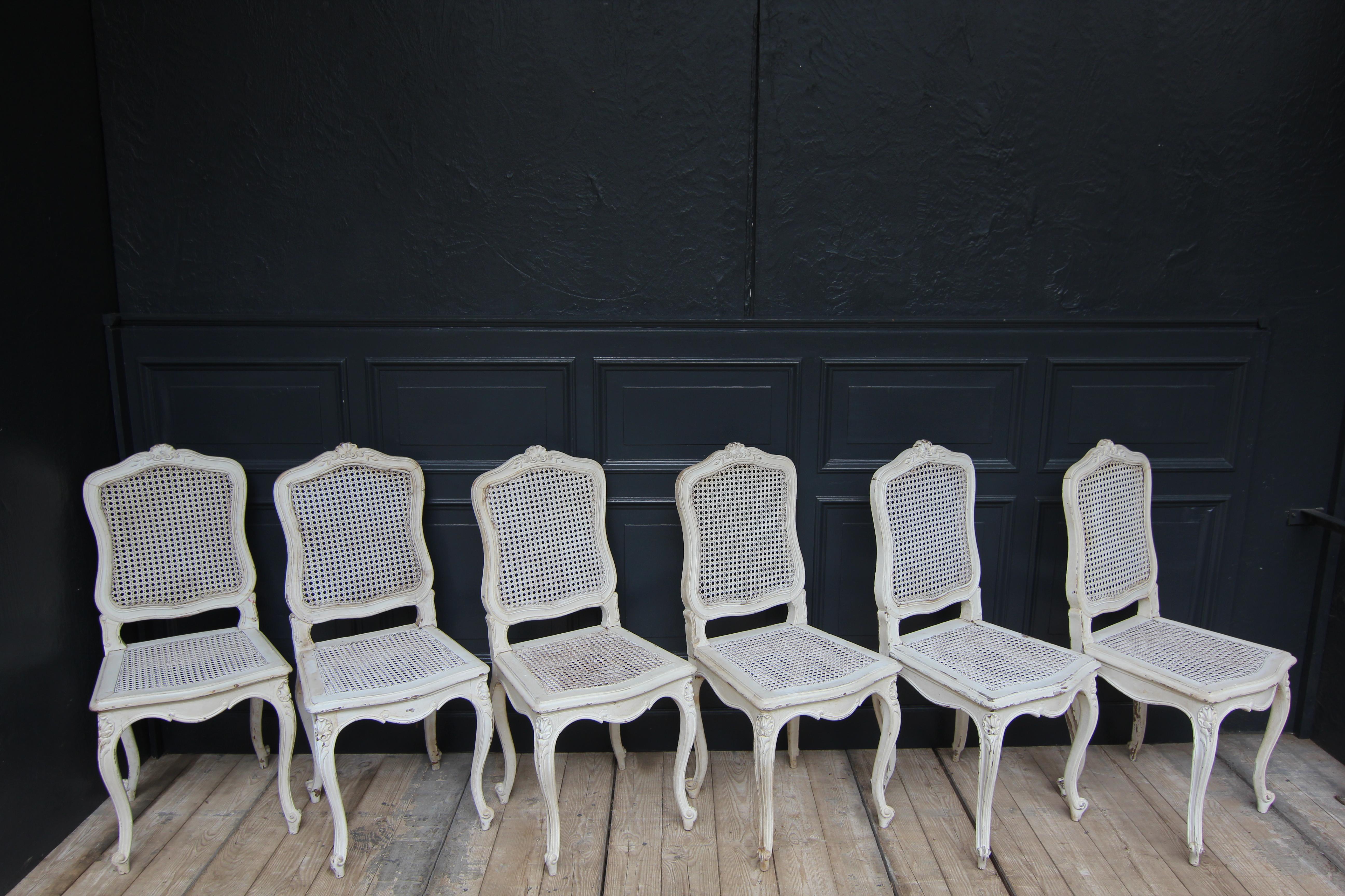 Oak Early 20th Century French Louis XV Chairs in original Paint, Set of 6