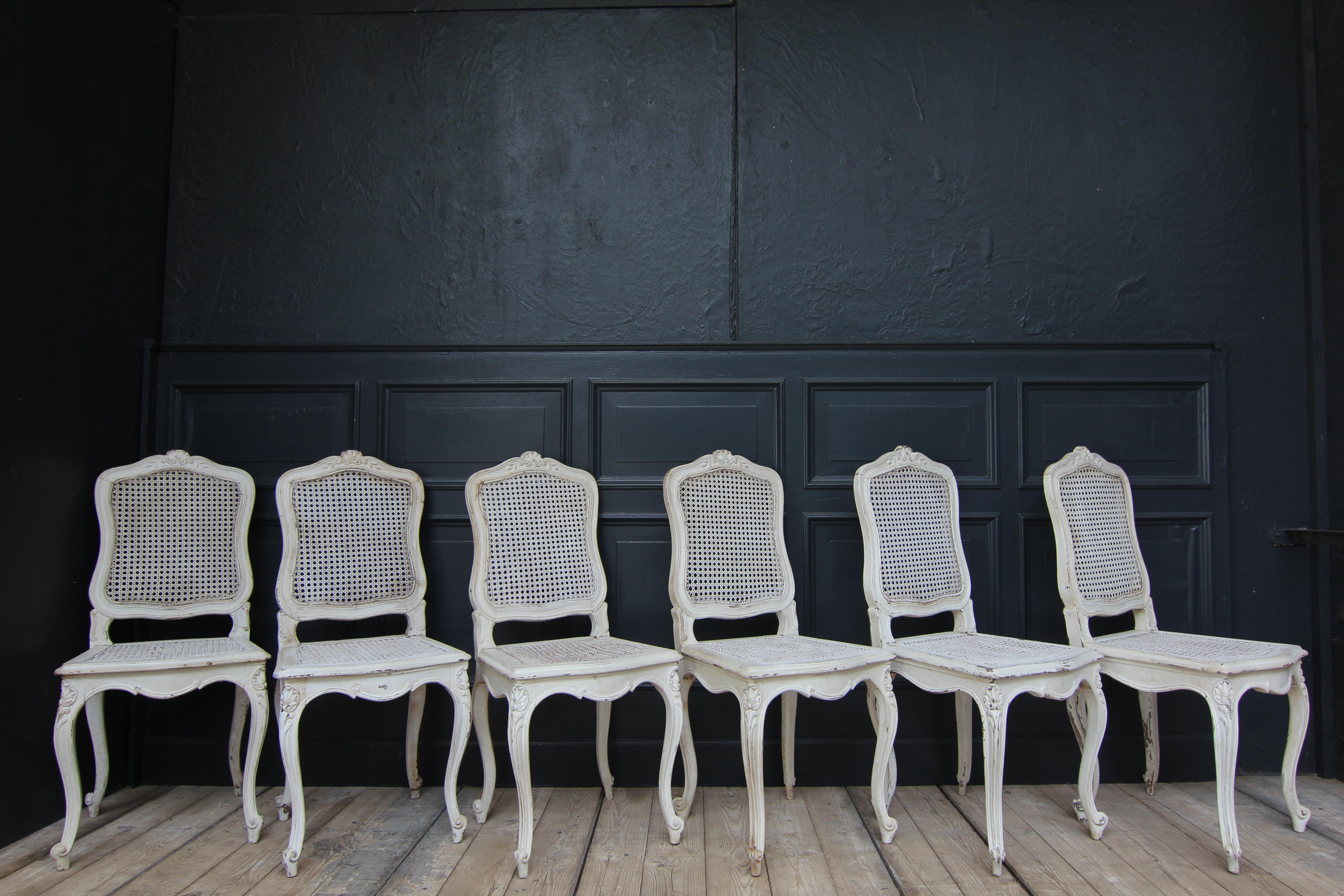 Early 20th Century French Louis XV Chairs in original Paint, Set of 6 3