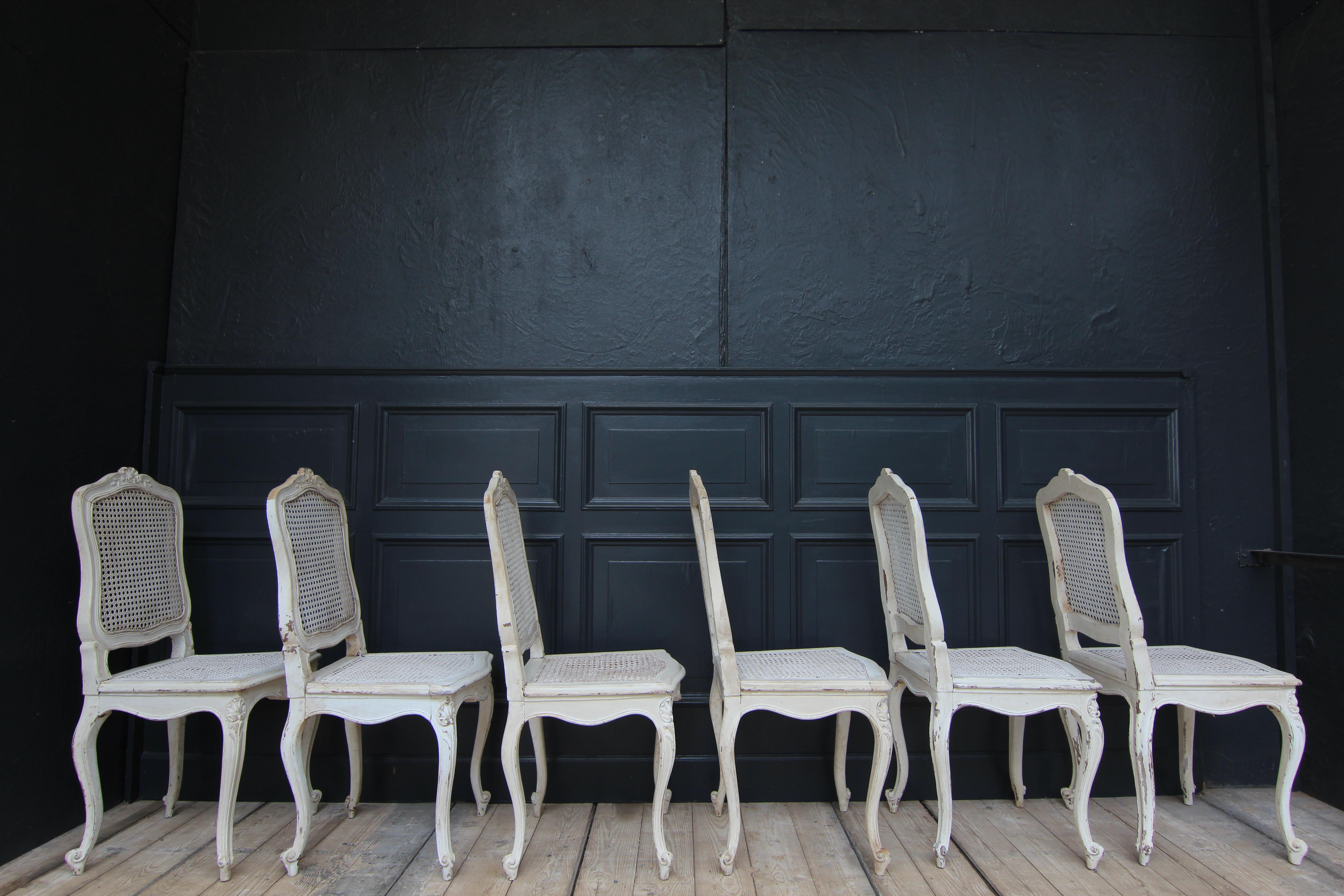 Early 20th Century French Louis XV Chairs in original Paint, Set of 6 4