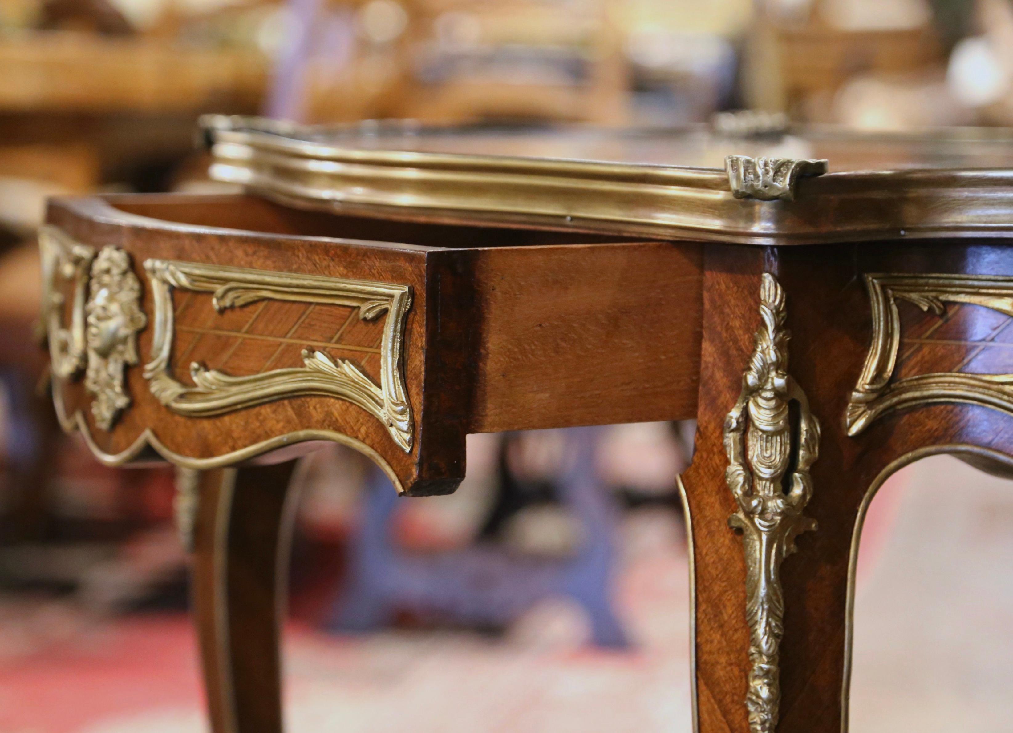 Early 20th Century French Louis XV Marble Top and Ormolu Side Table 9