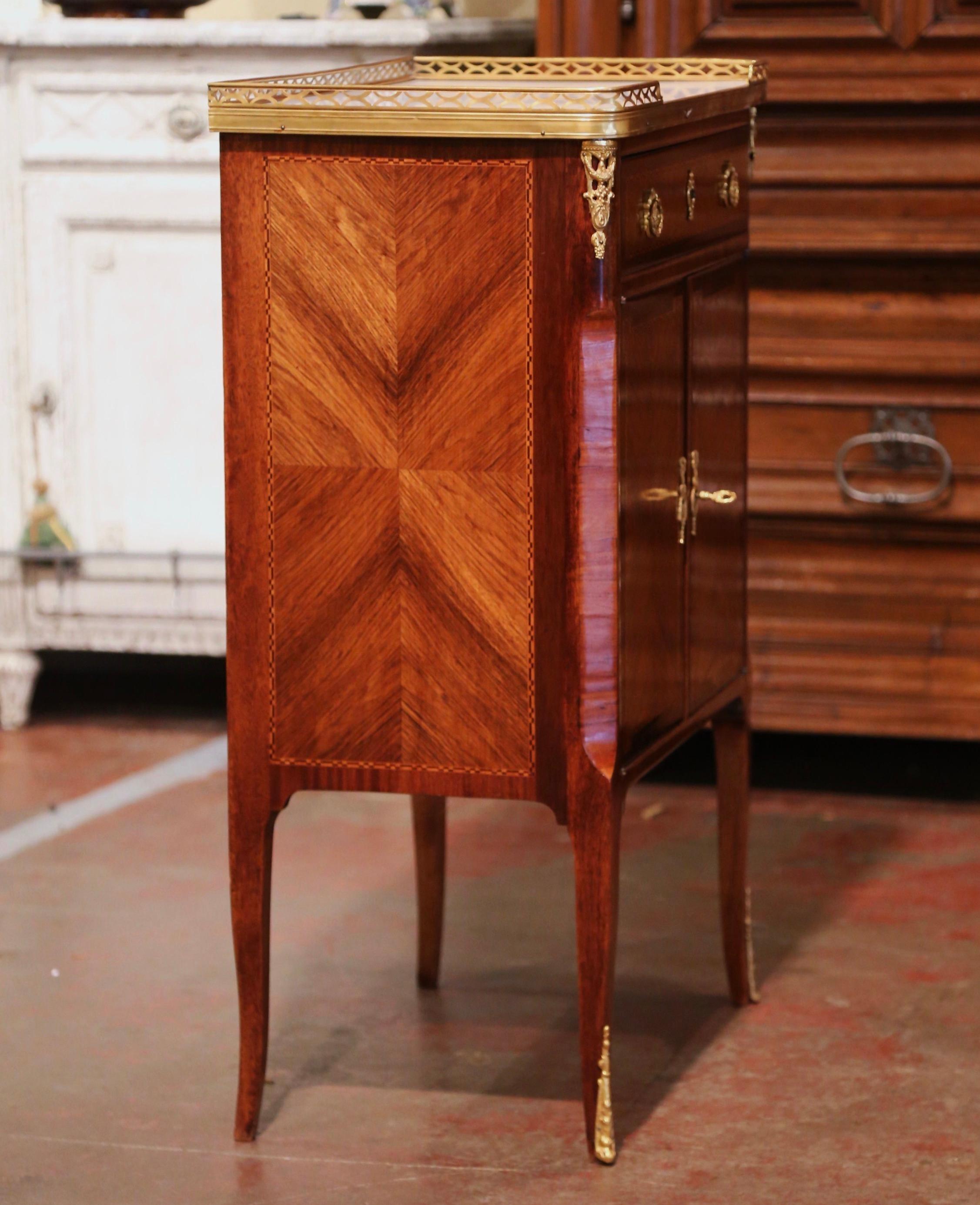 Early 20th Century French Louis XV Marquetry Rosewood Cabinet with Marble Top 6