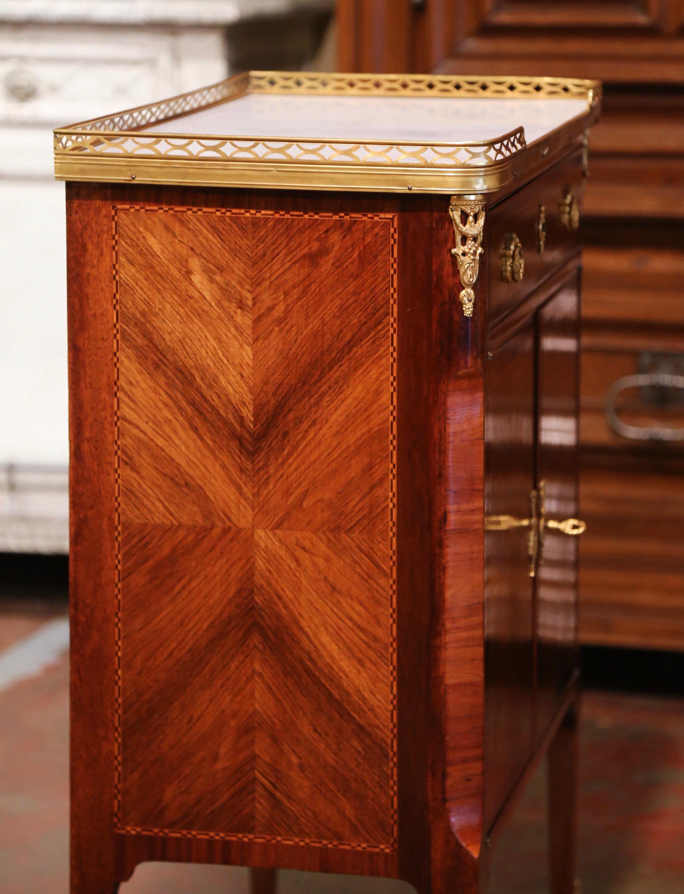 Early 20th Century French Louis XV Marquetry Rosewood Cabinet with Marble Top 7