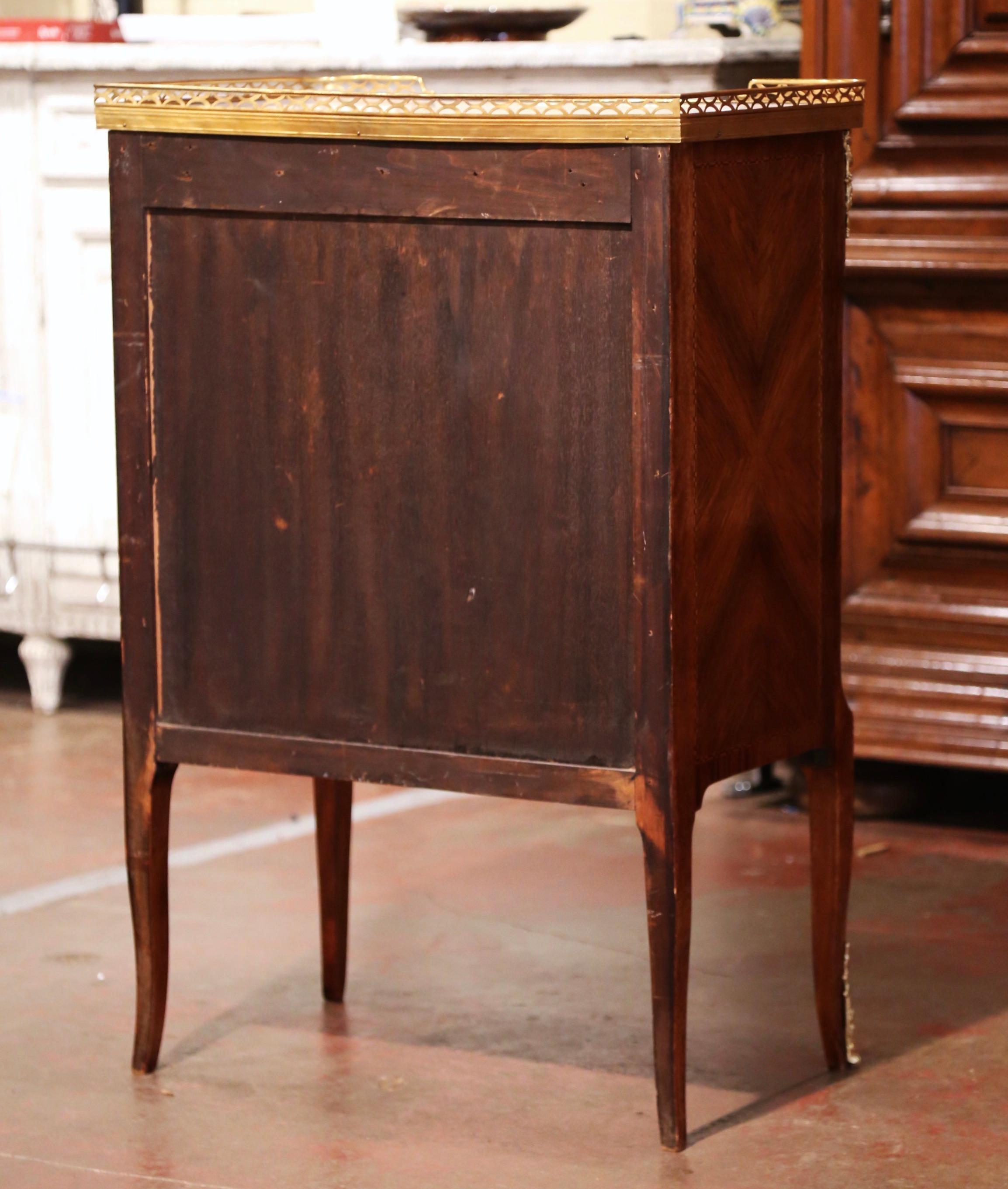 Early 20th Century French Louis XV Marquetry Rosewood Cabinet with Marble Top 8