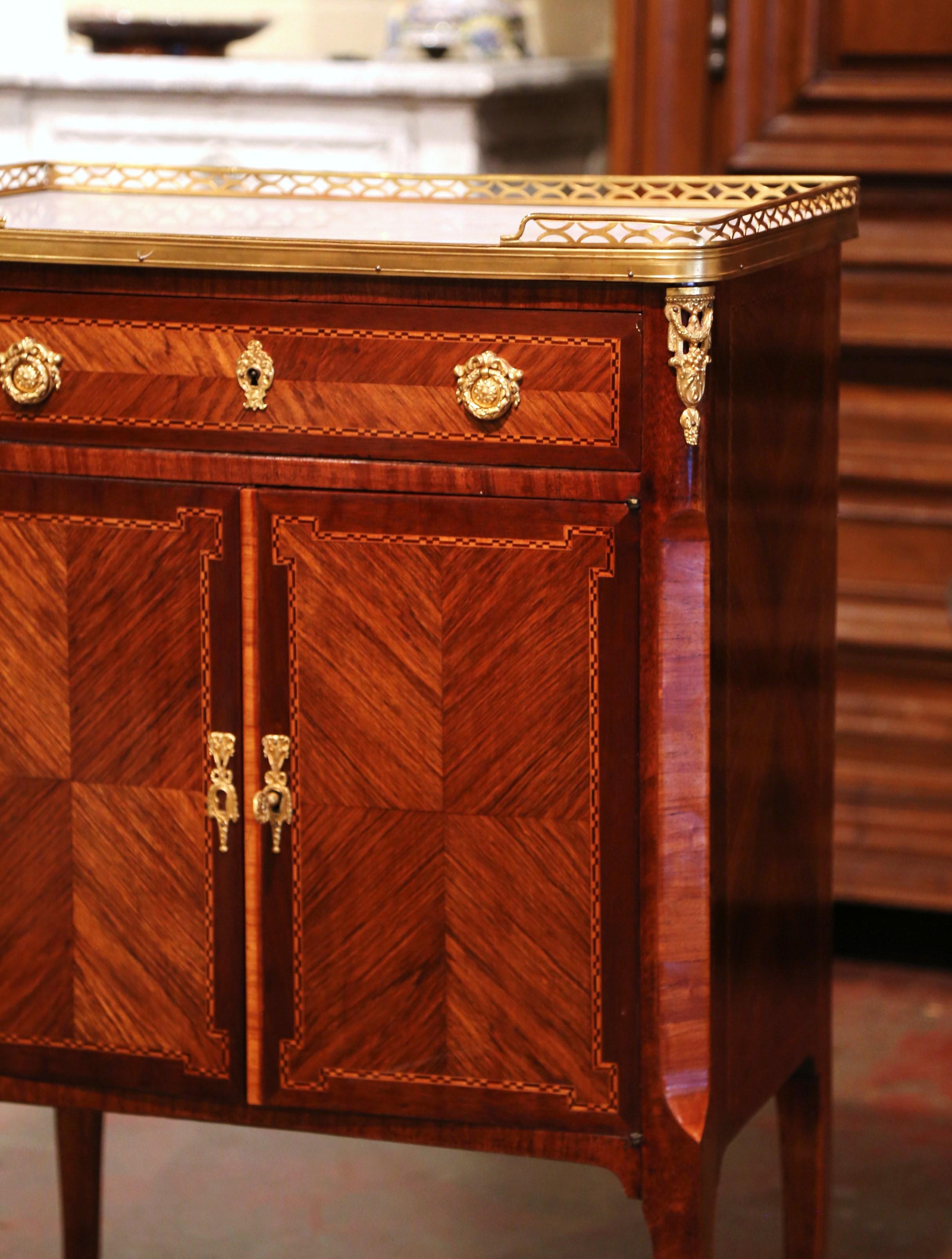 Hand-Carved Early 20th Century French Louis XV Marquetry Rosewood Cabinet with Marble Top