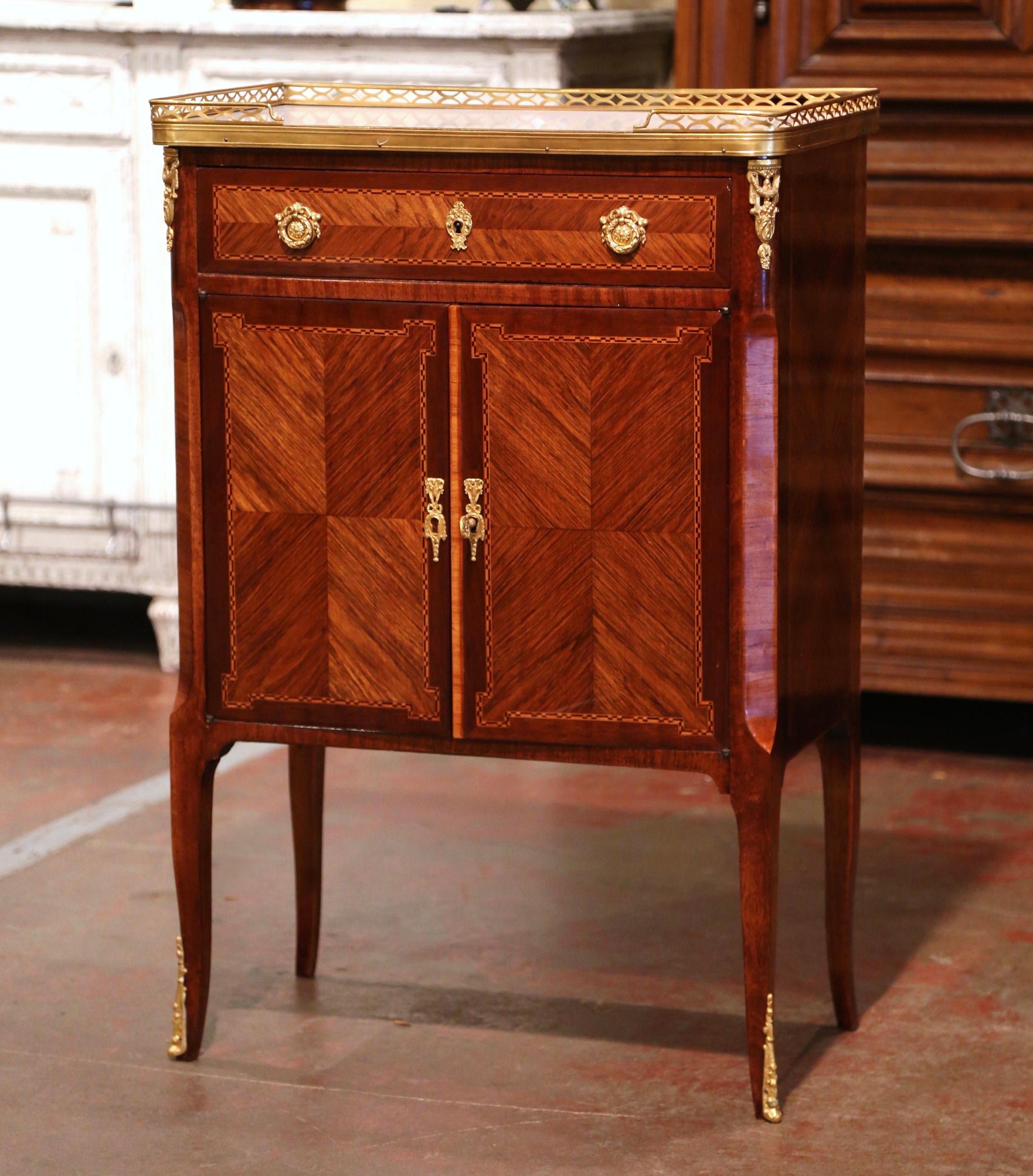 Early 20th Century French Louis XV Marquetry Rosewood Cabinet with Marble Top 1