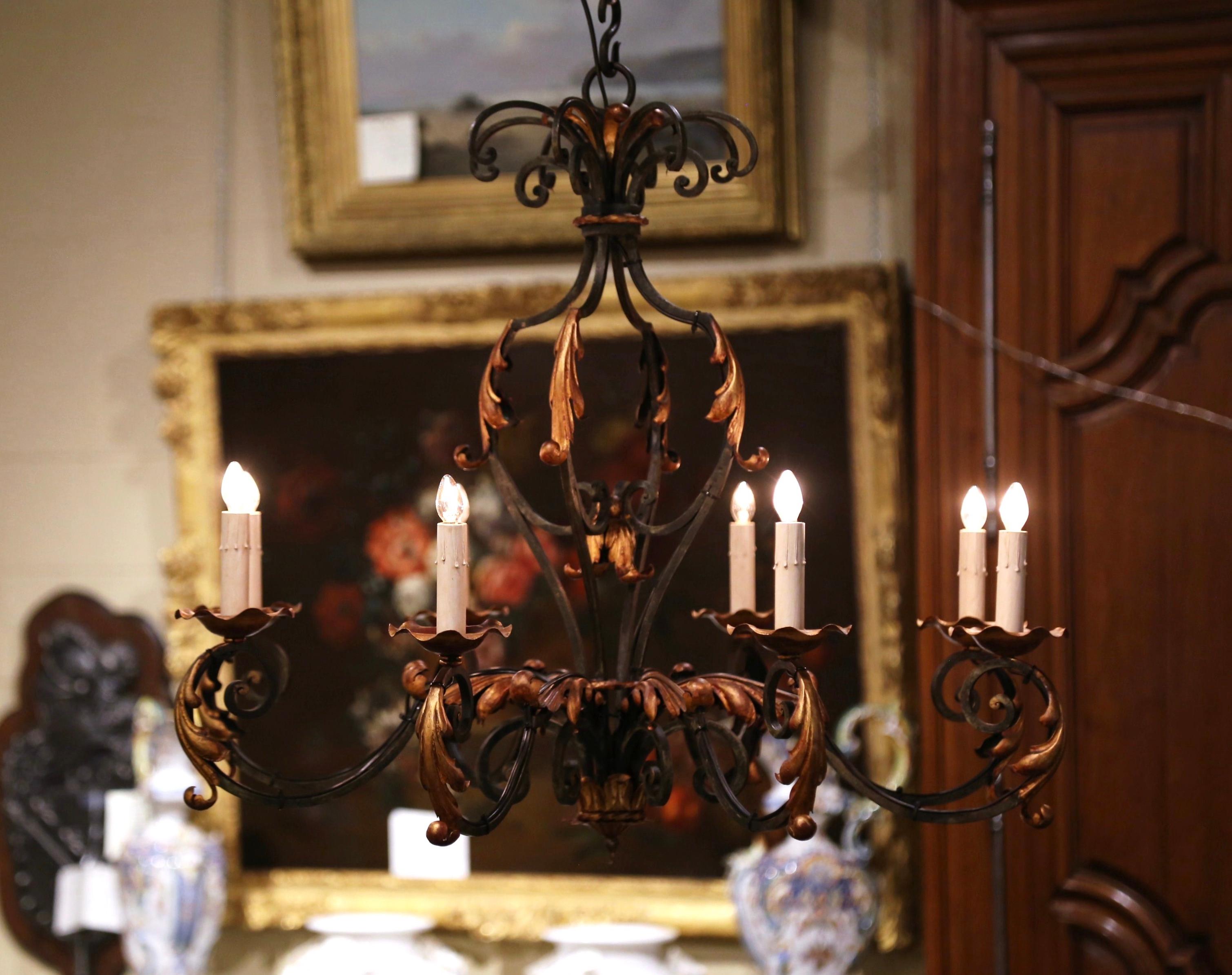 Lustre français à six lumières en fer peint et doré de style Louis XV du début du XXe siècle Excellent état - En vente à Dallas, TX