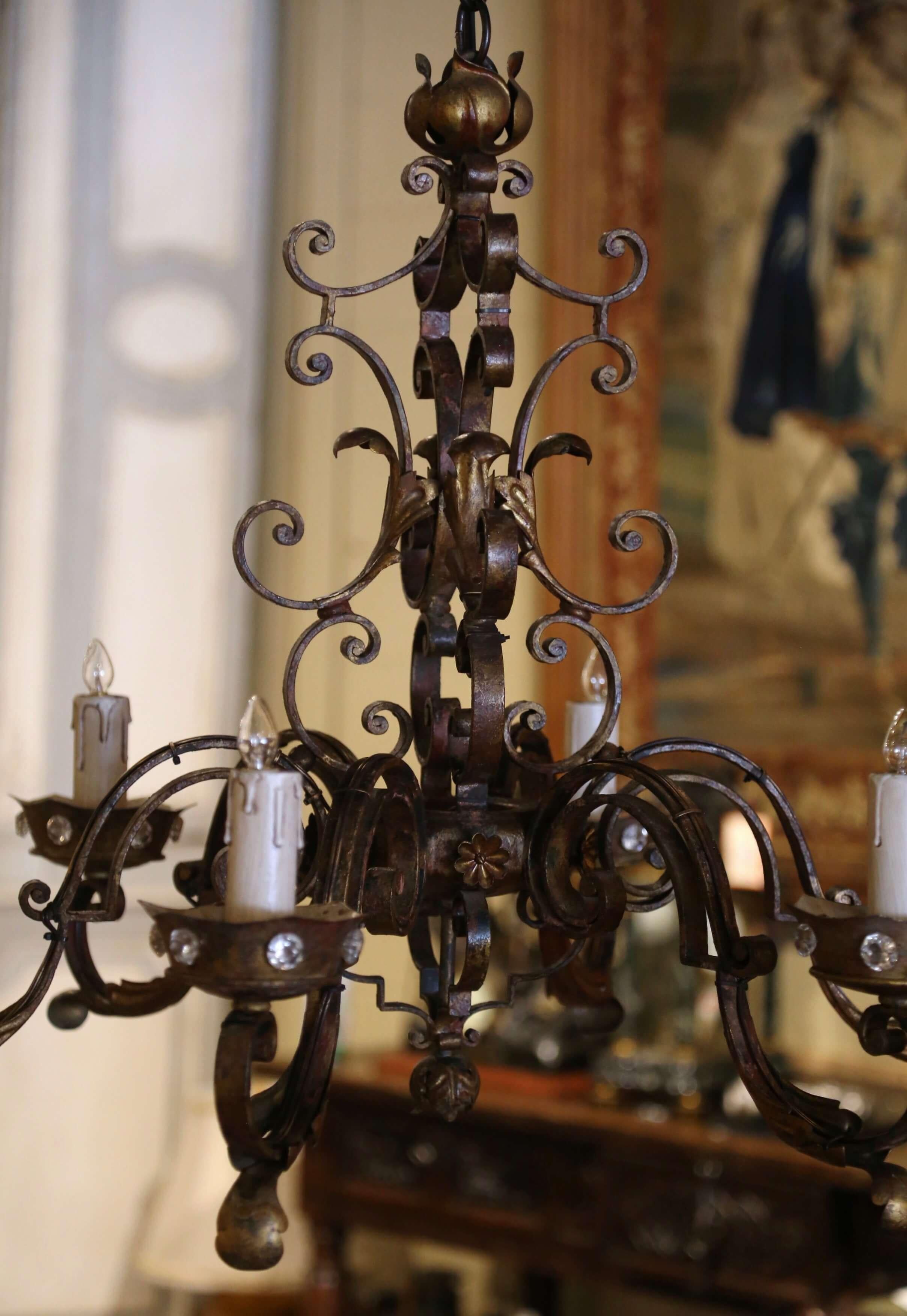 Early 20th Century French Louis XV Six-Light Iron Chandelier In Excellent Condition For Sale In Dallas, TX