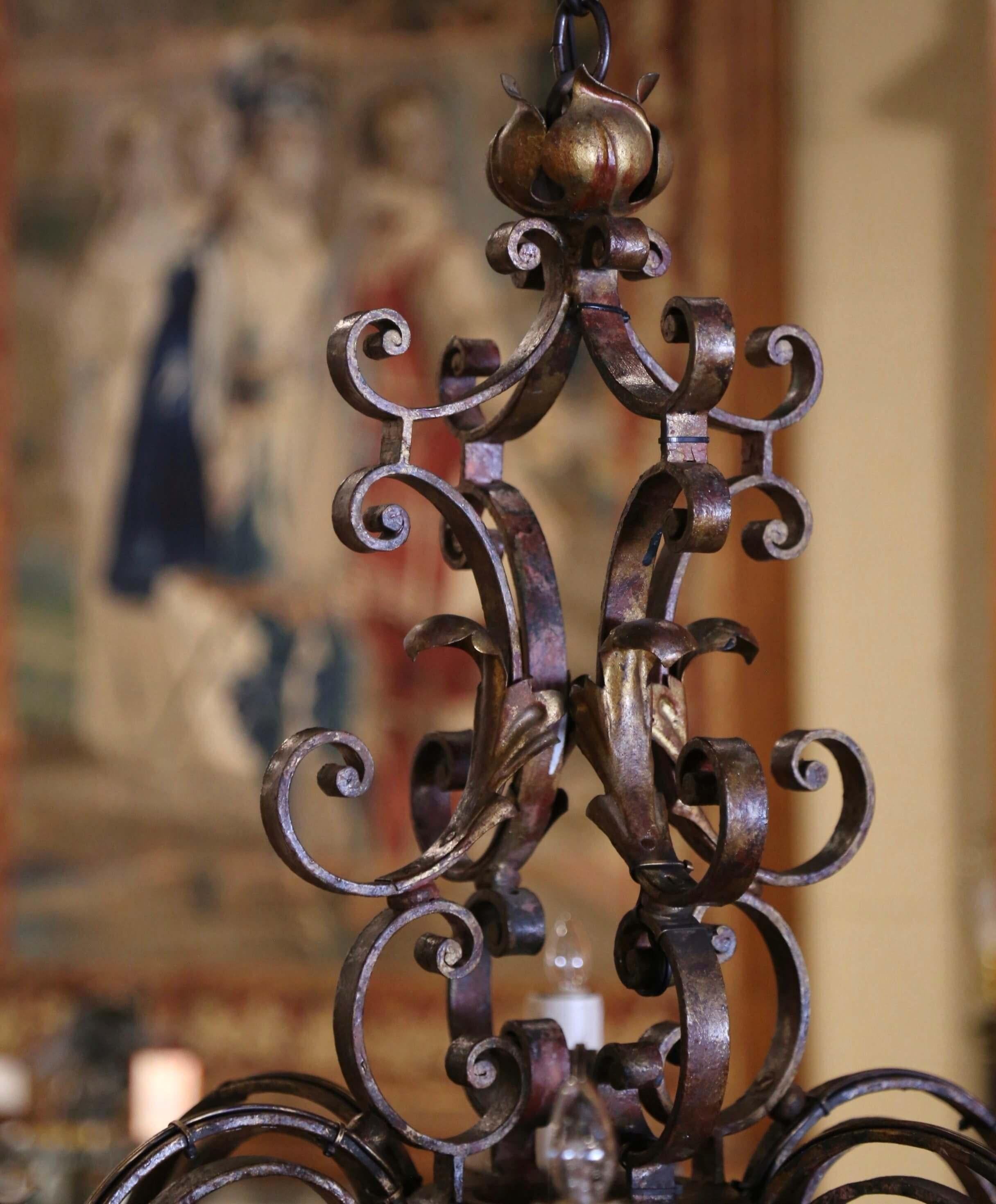 Early 20th Century French Louis XV Six-Light Iron Chandelier For Sale 3