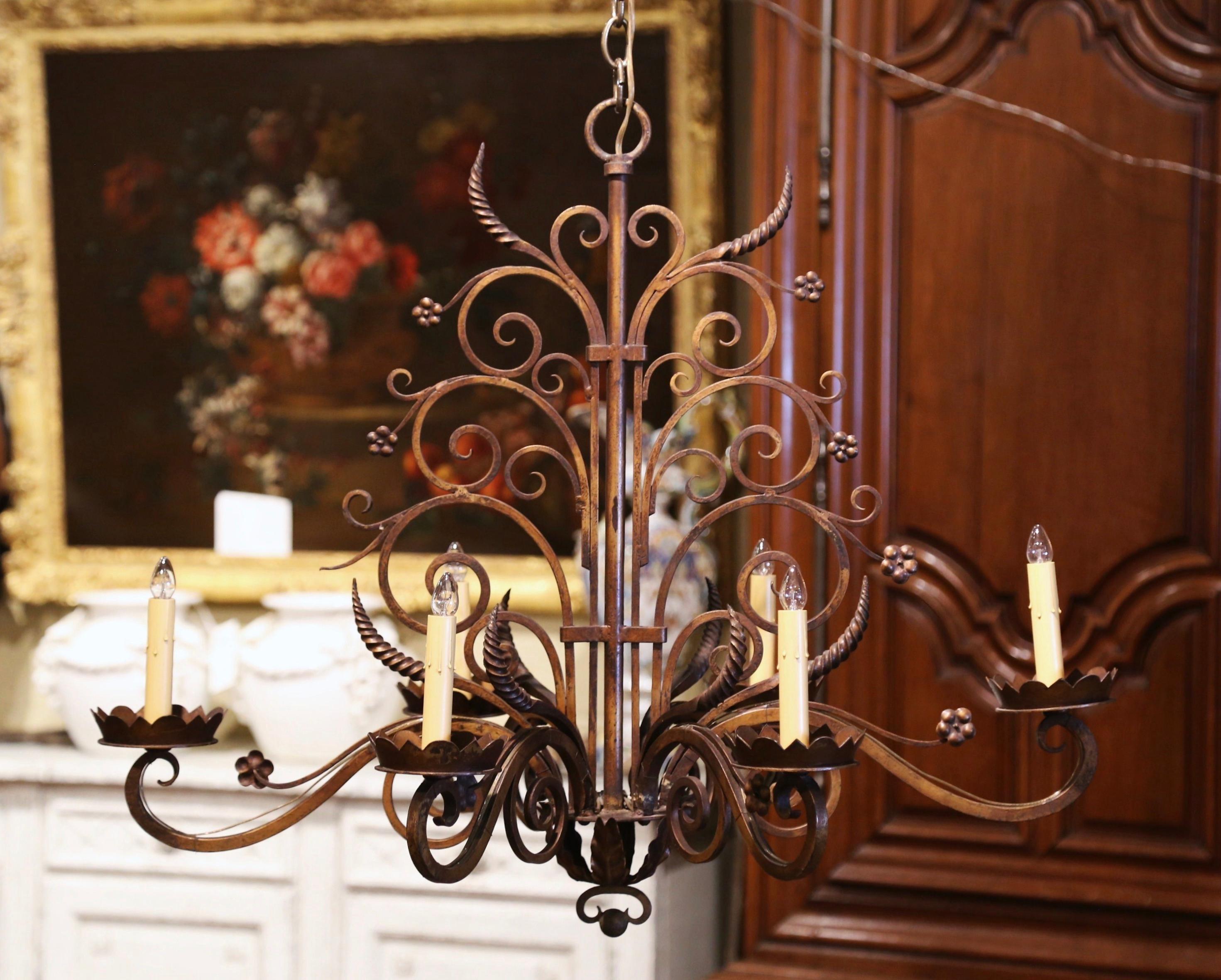 Early 20th Century French Louis XV Six-Light Iron Chandelier with Bronze Finish In Excellent Condition In Dallas, TX